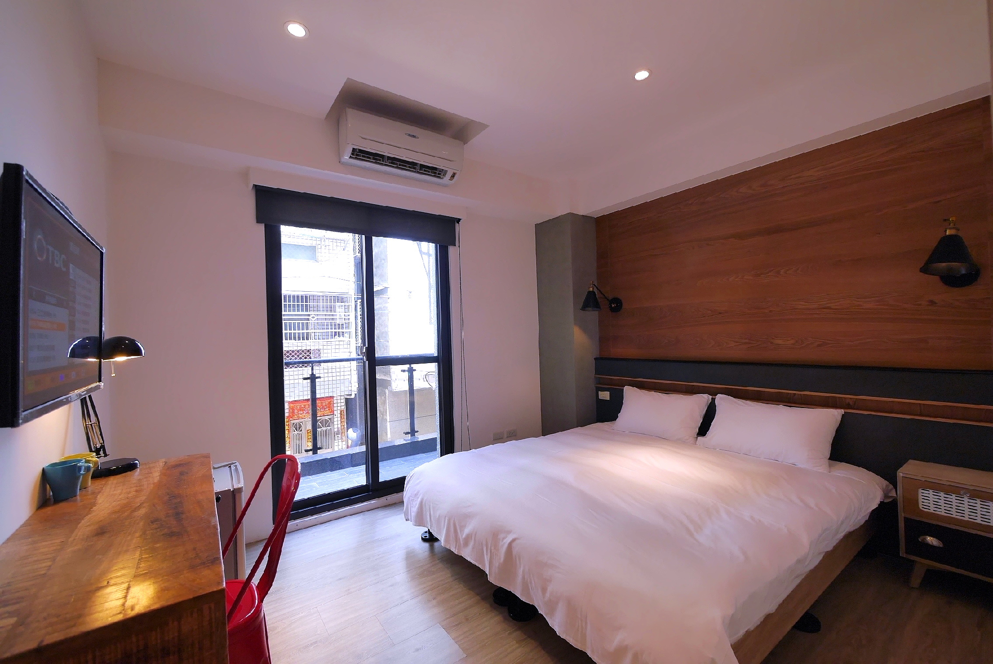 Wooden Sky Inn