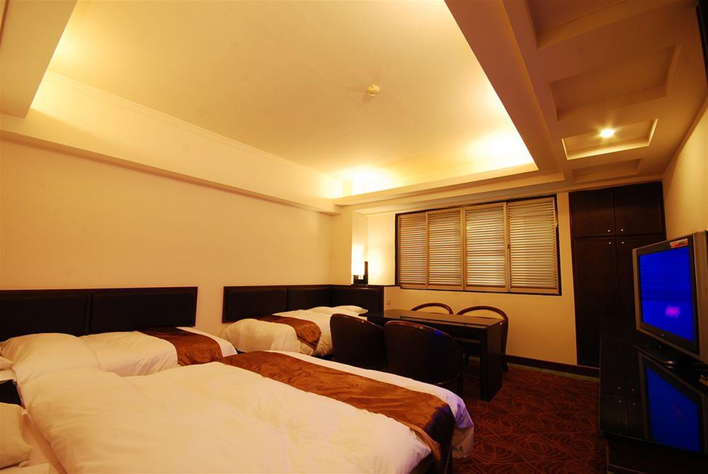 Twinstar Hotel