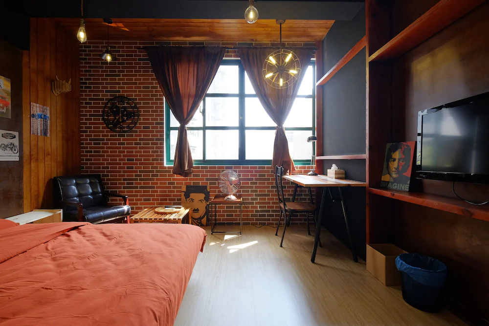 Baker Street Design Inn