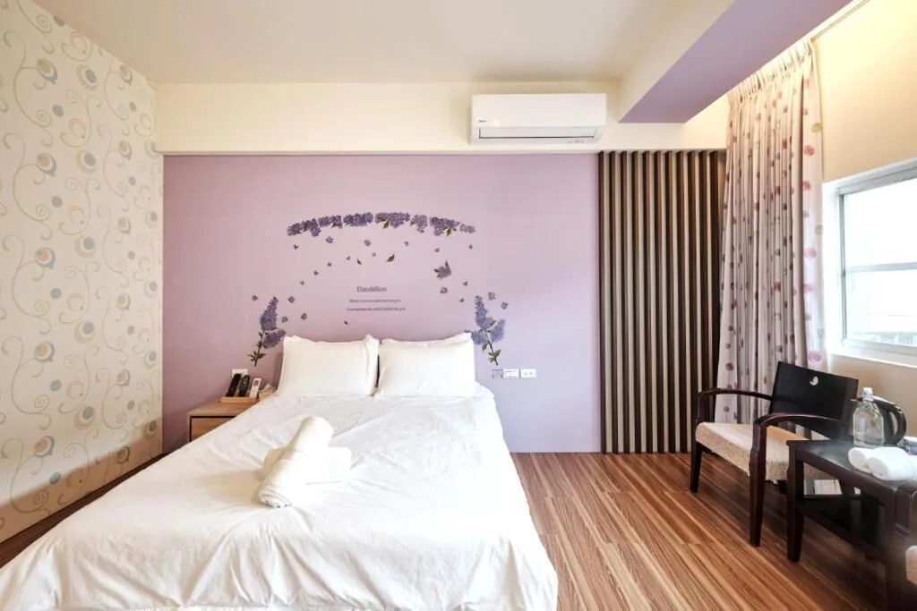 Little Happy Hostel