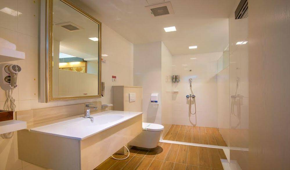 M Garden Business Hotel