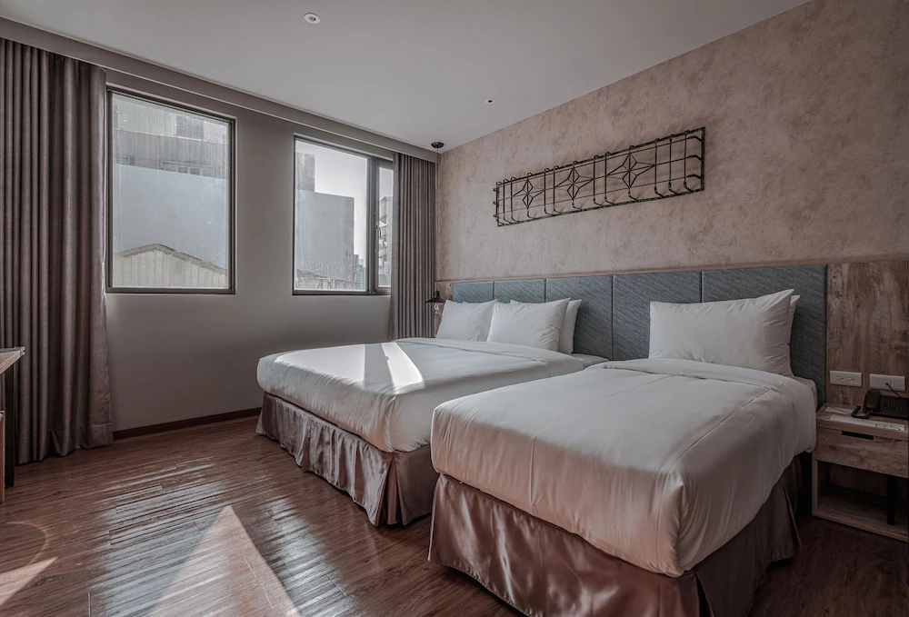 Somer Hotel