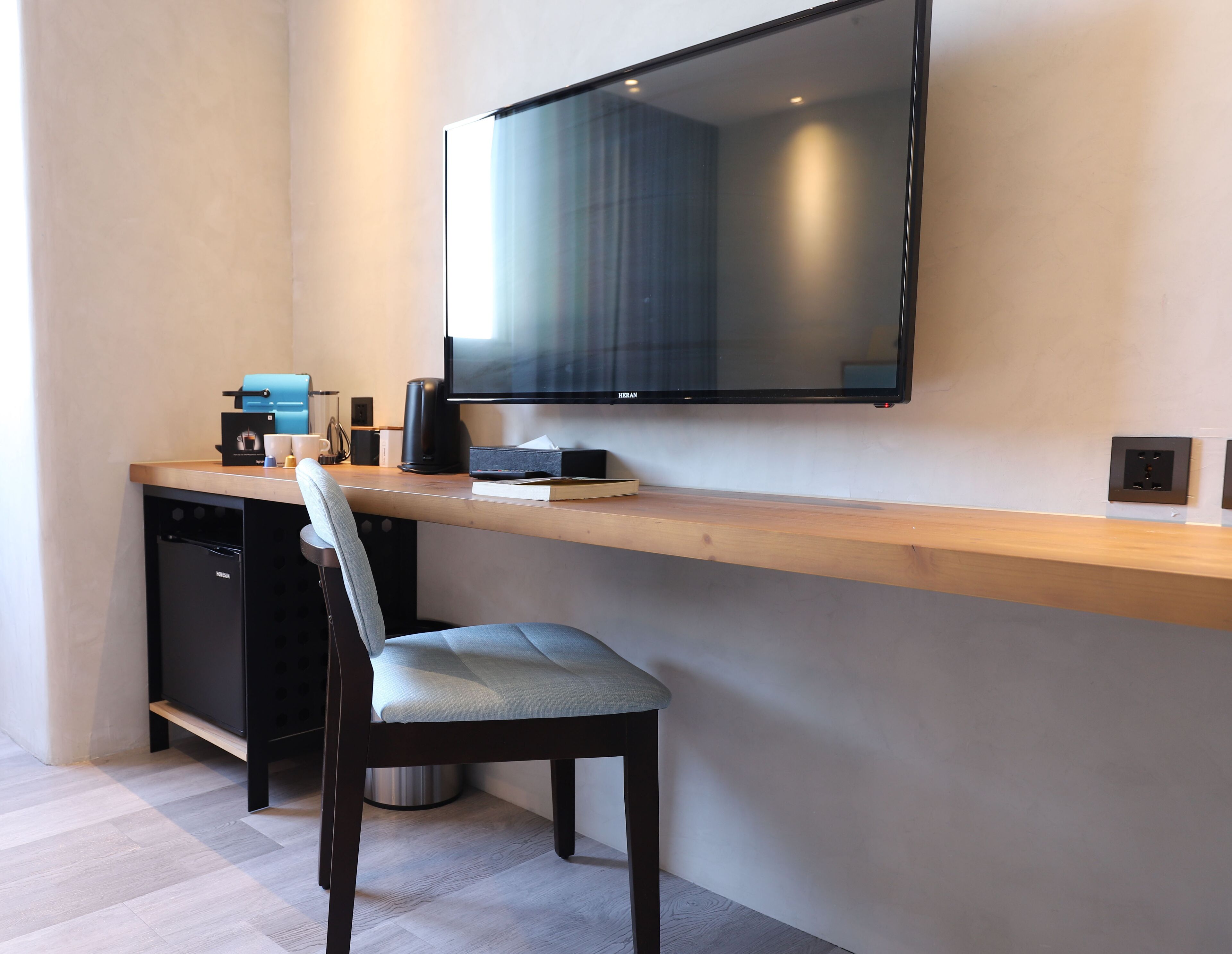 Unique Hotel-Dash 23 Hotel-Giant Hotel