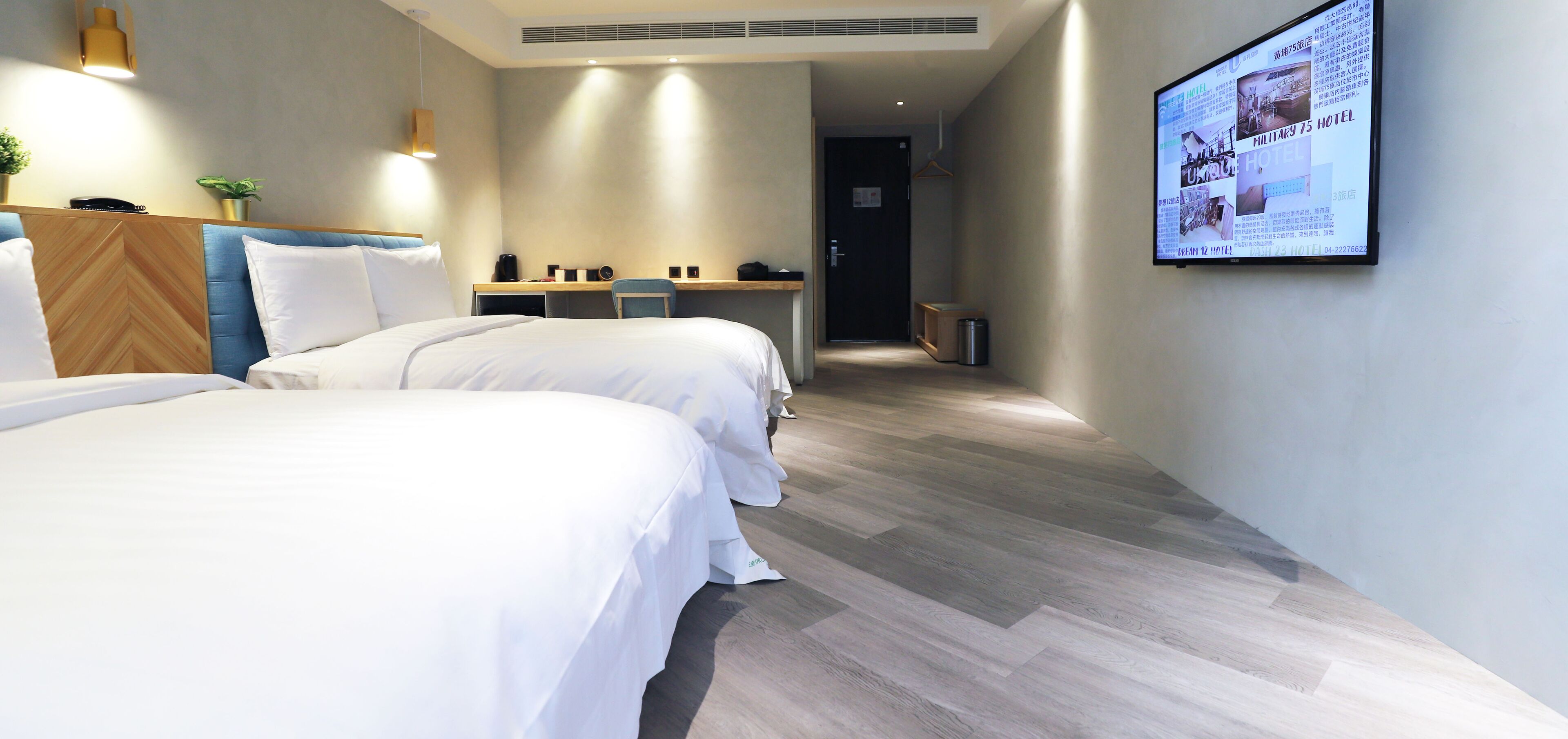 Unique Hotel-Dash 23 Hotel-Giant Hotel