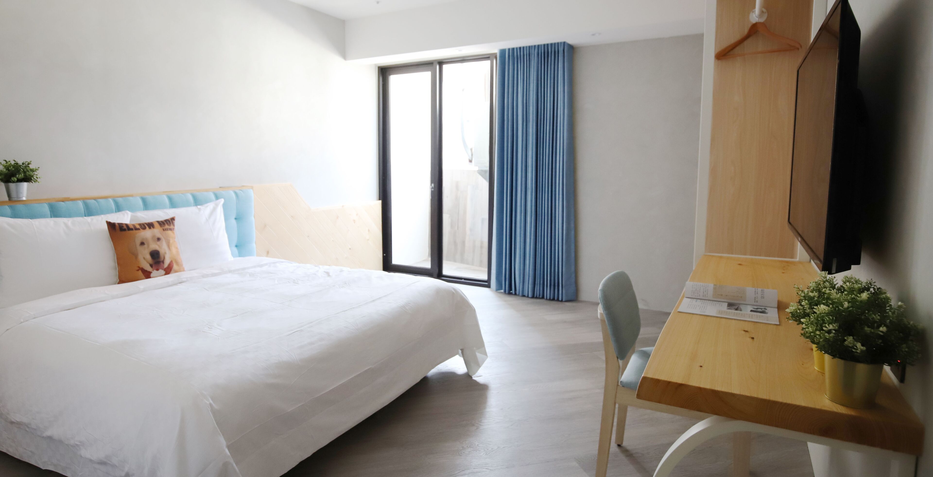 Unique Hotel-Dash 23 Hotel-Giant Hotel