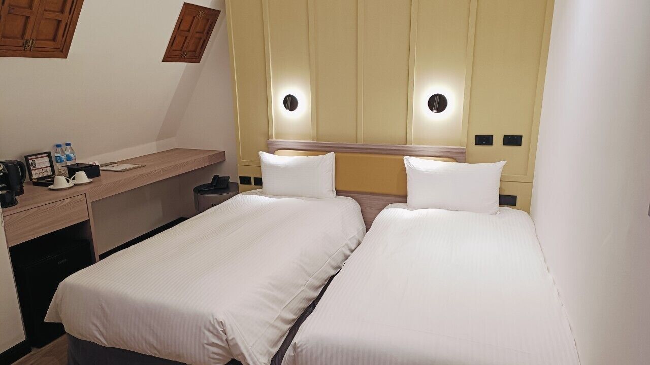 Voyager Hotel