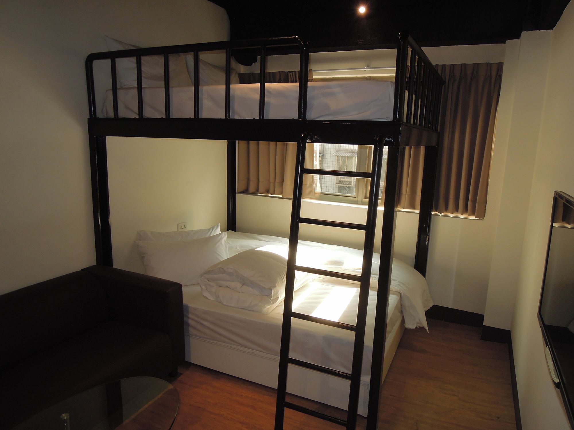 Galaxy Mini Inn