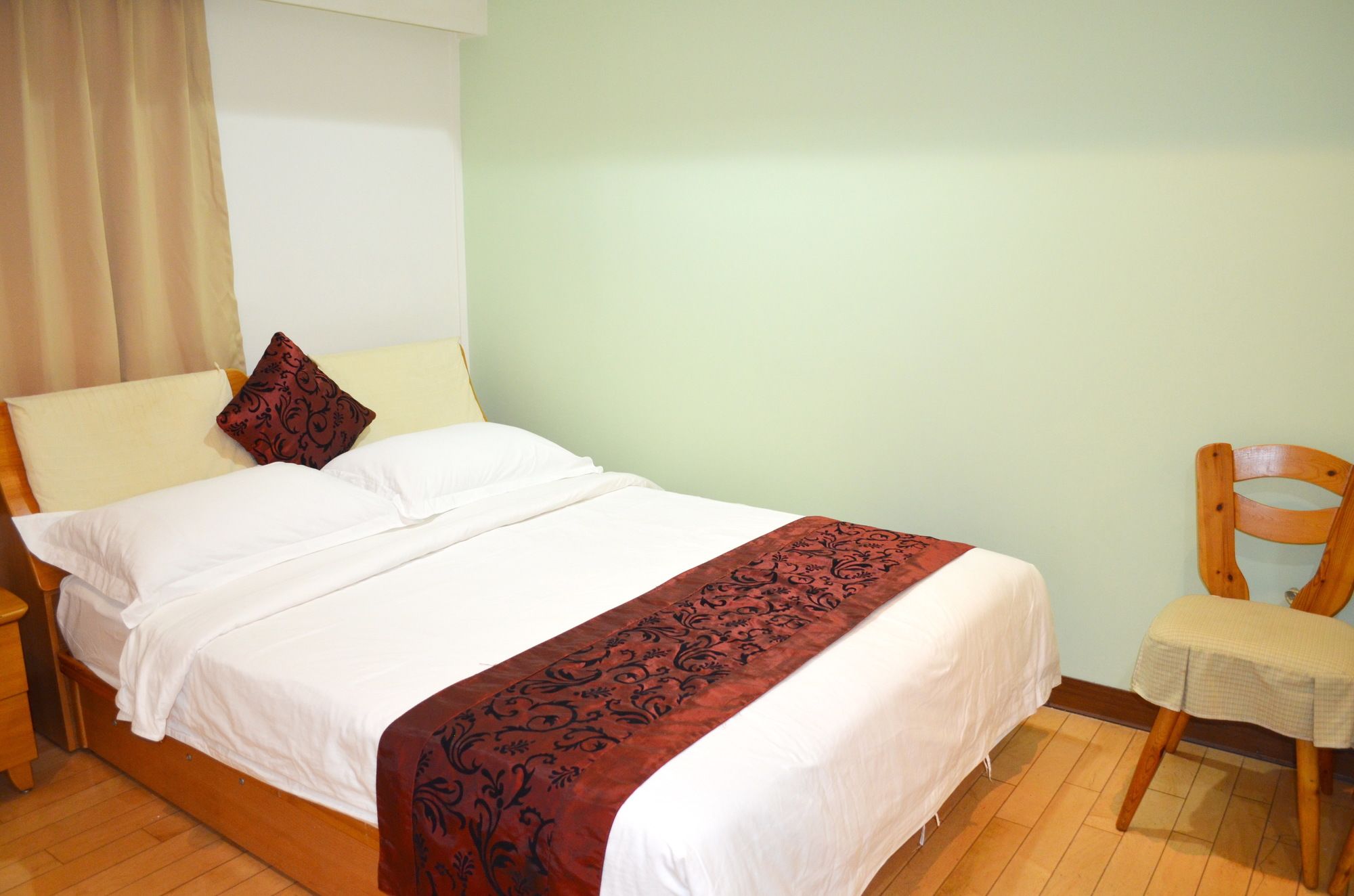 Holo hostel