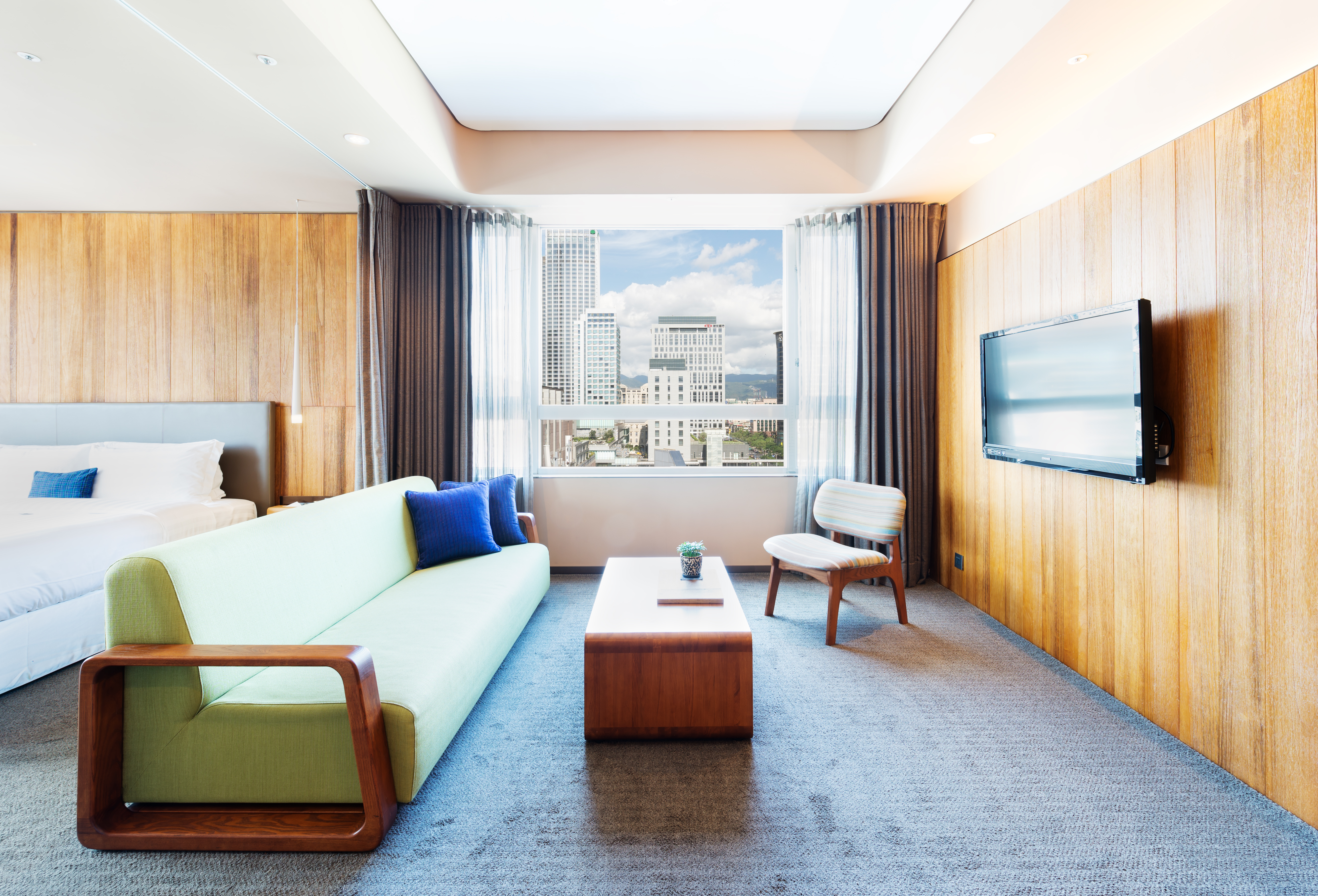 Home Hotel