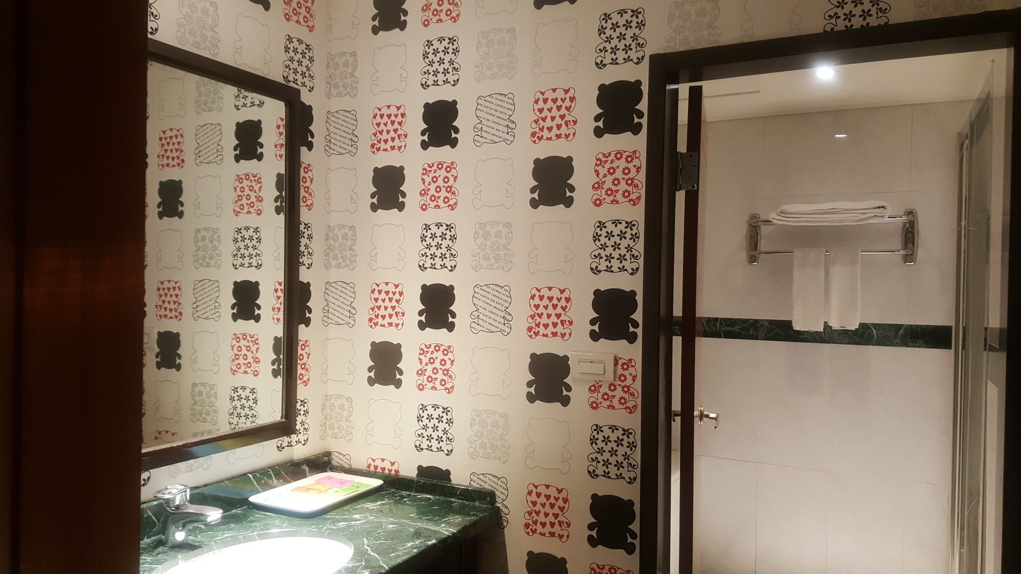 Hondow Hotel