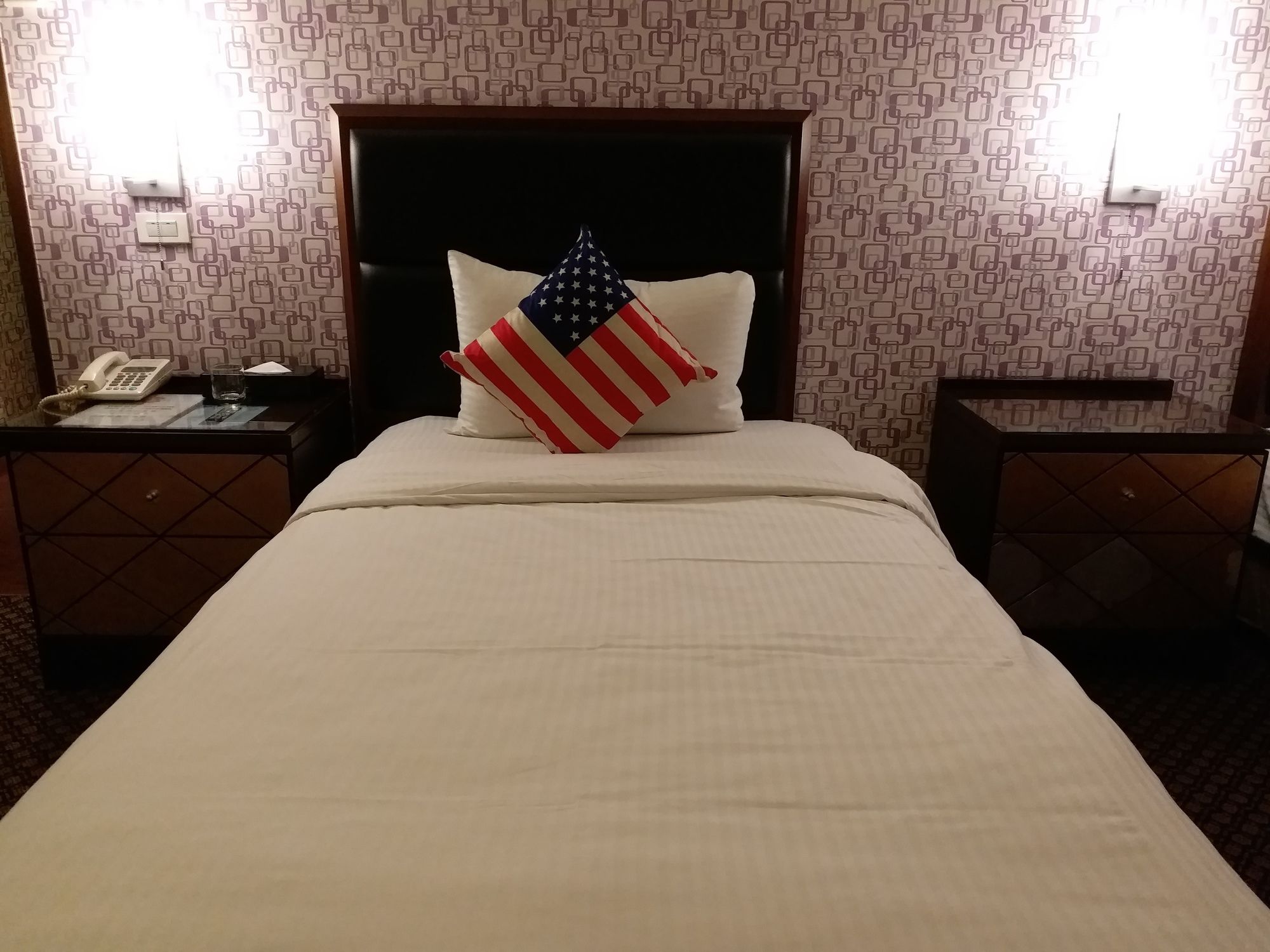 Hondow Hotel