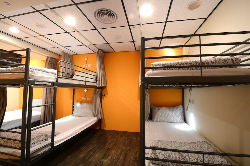 Sleep Taipei Hostel & Hotel