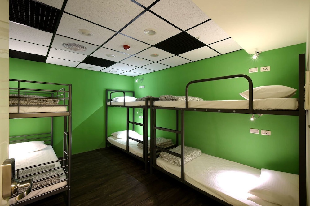 Sleep Taipei Hostel & Hotel