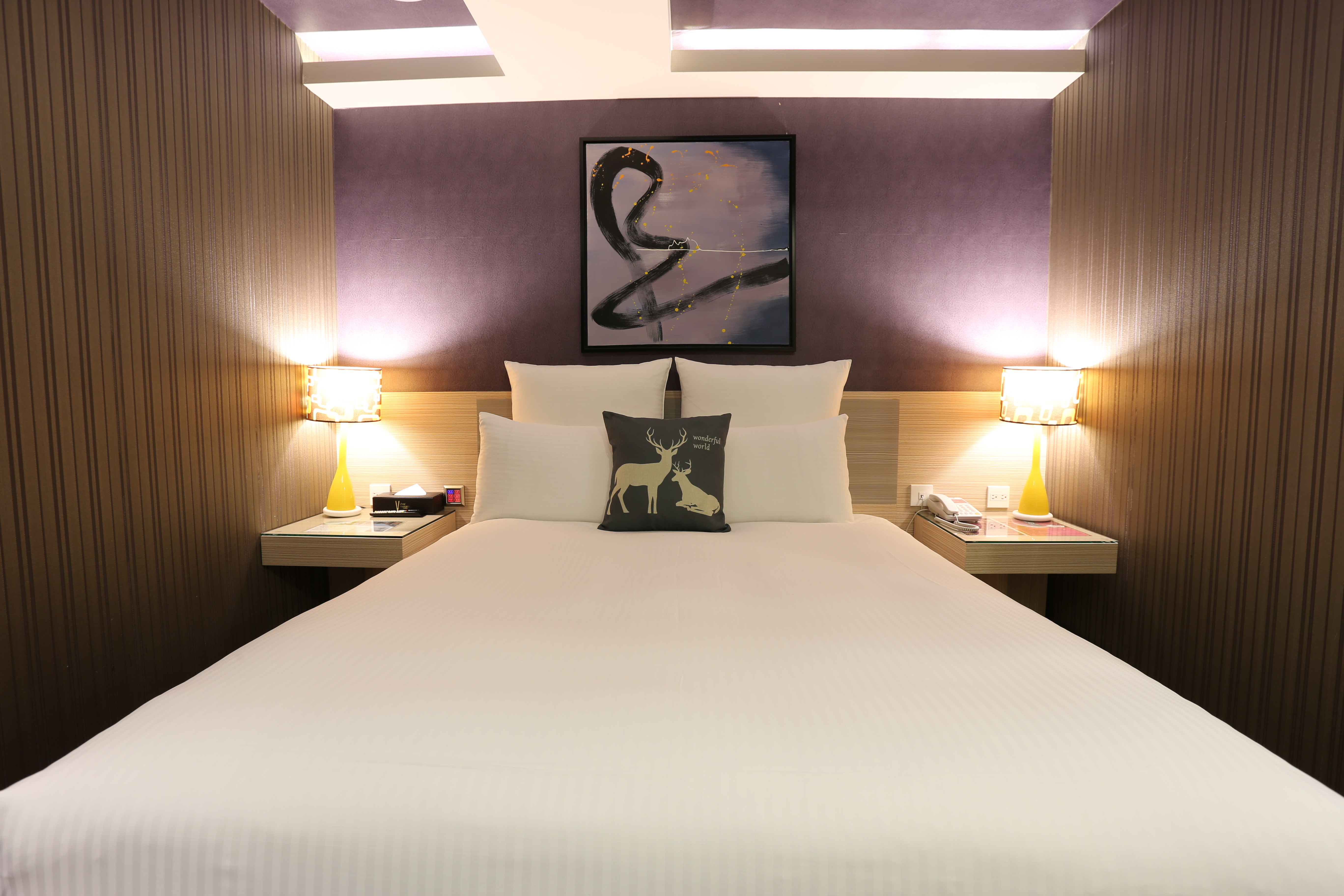 V-one Hotel