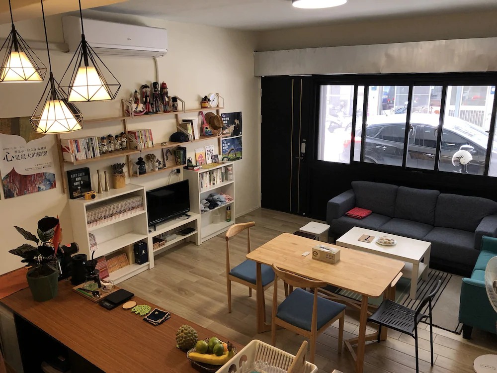 1981 Hostel