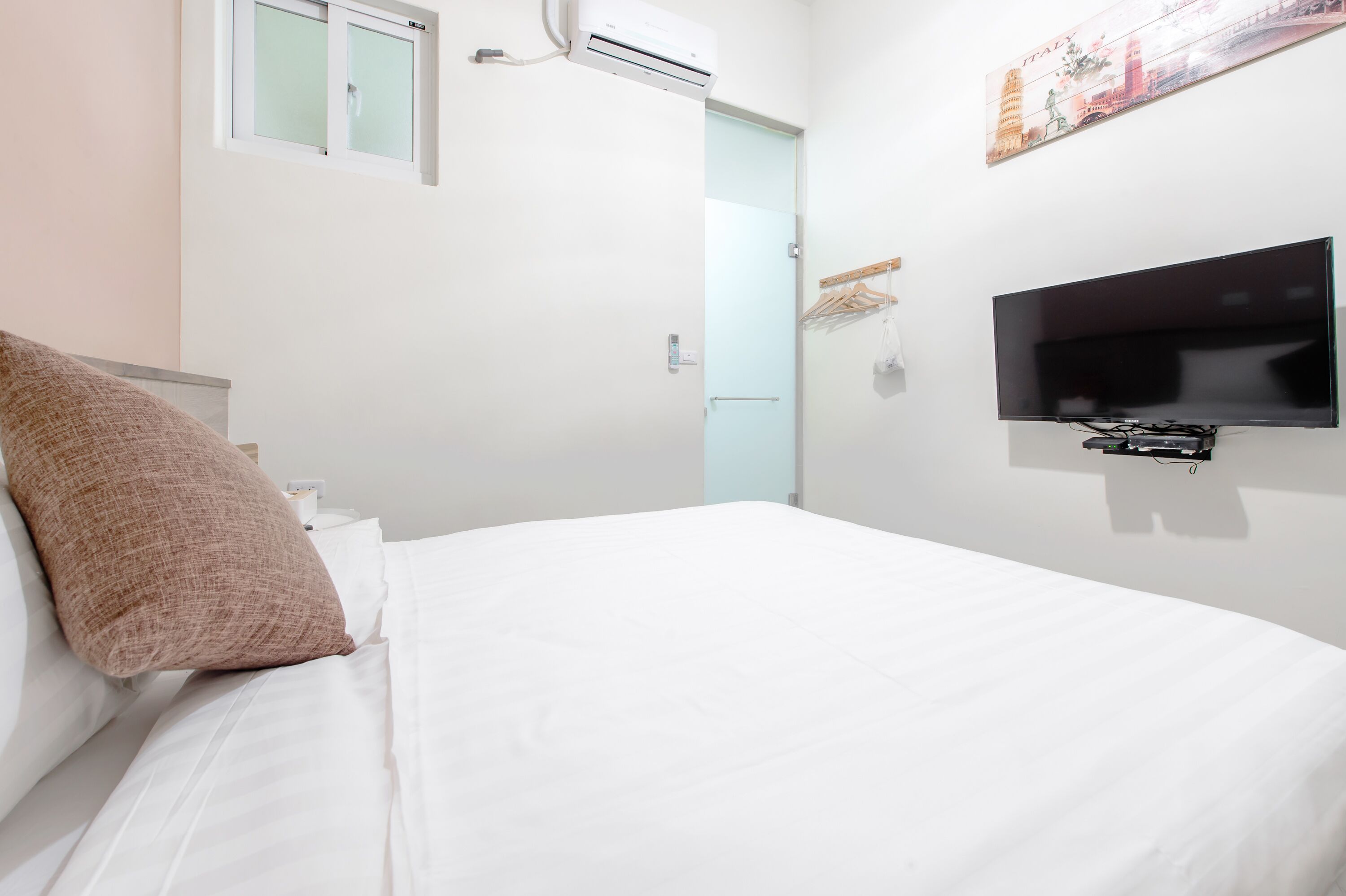 H& Yu Krung Style Inn