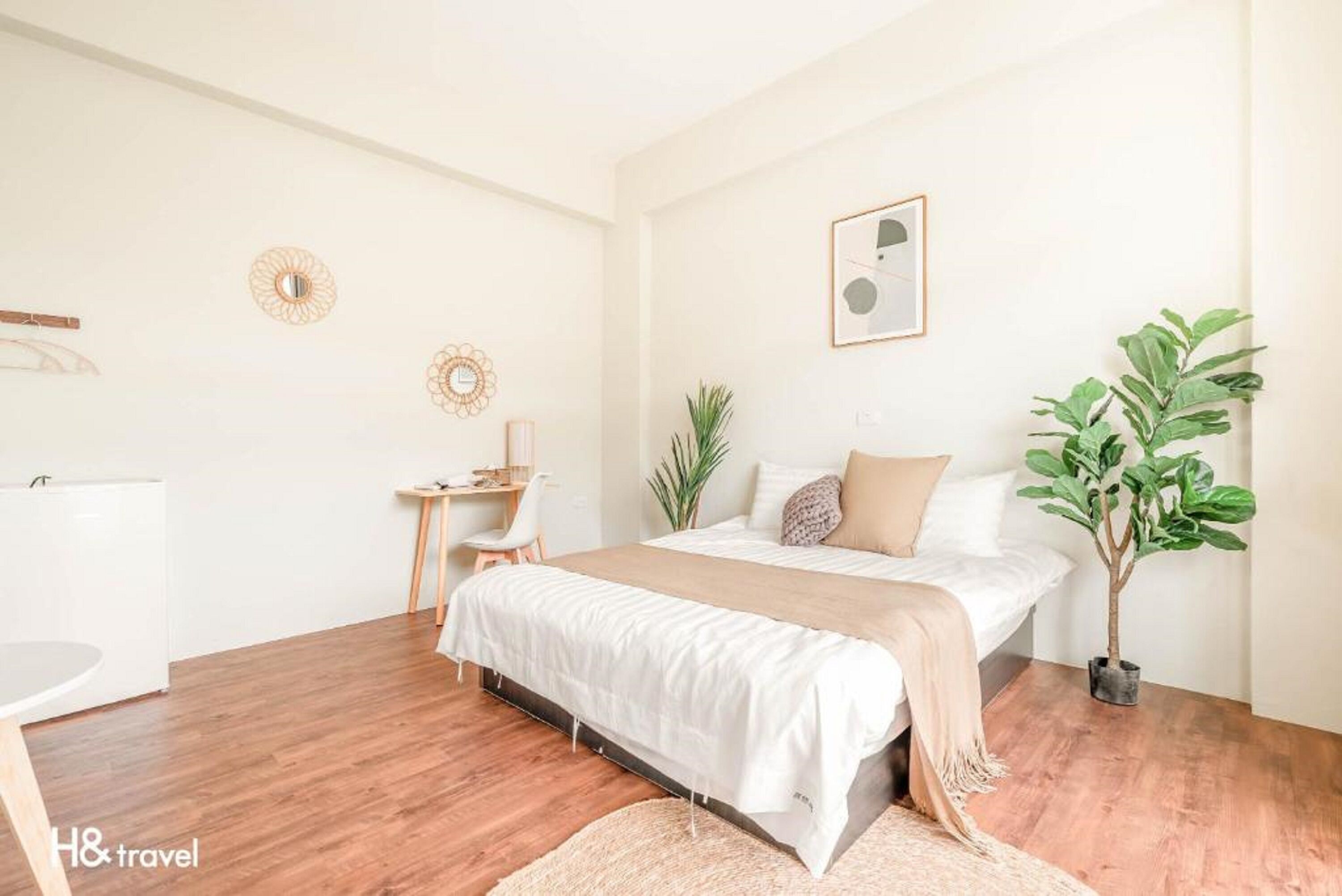 H& Yu Krung Style Inn