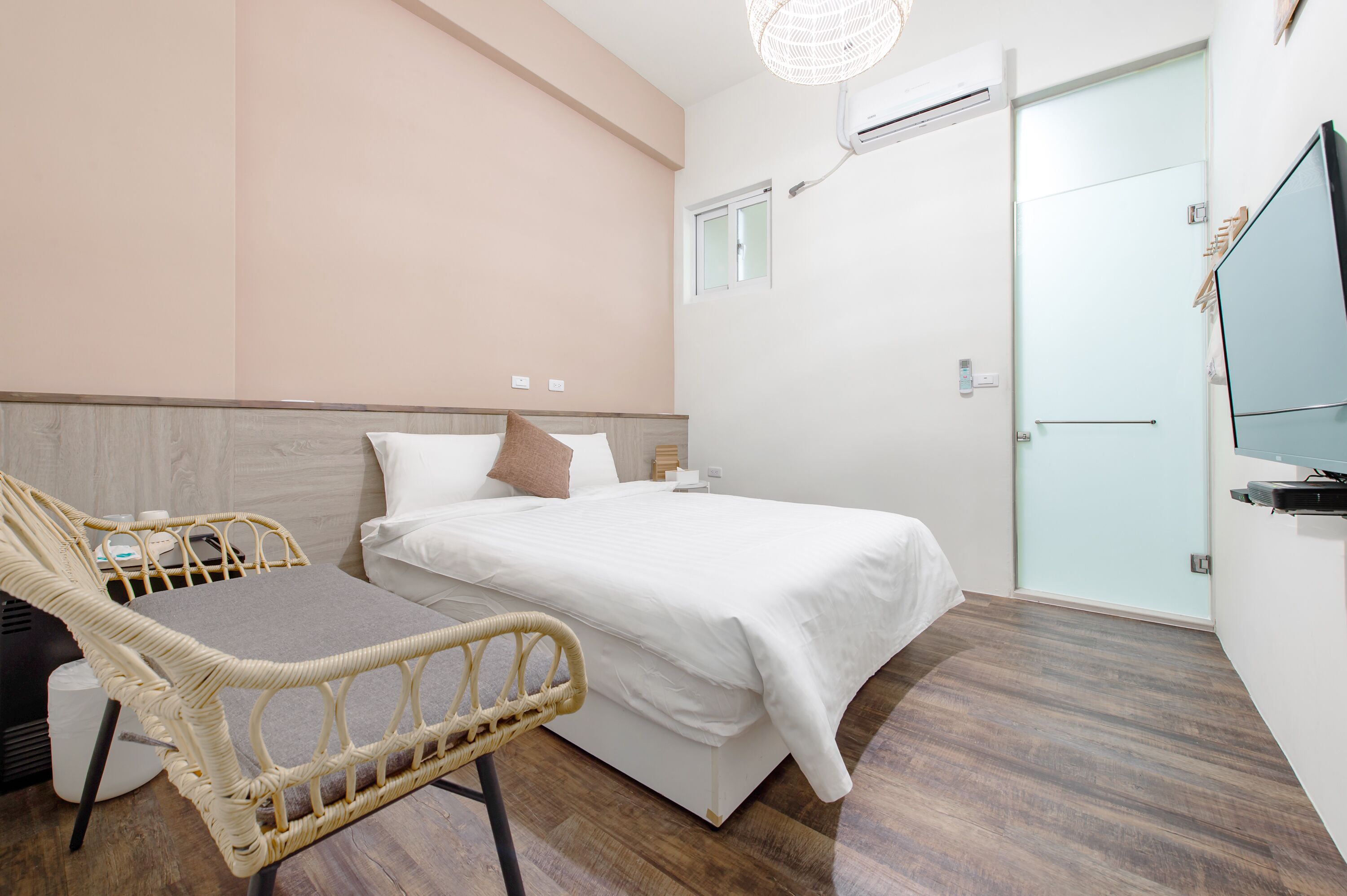 H& Yu Krung Style Inn
