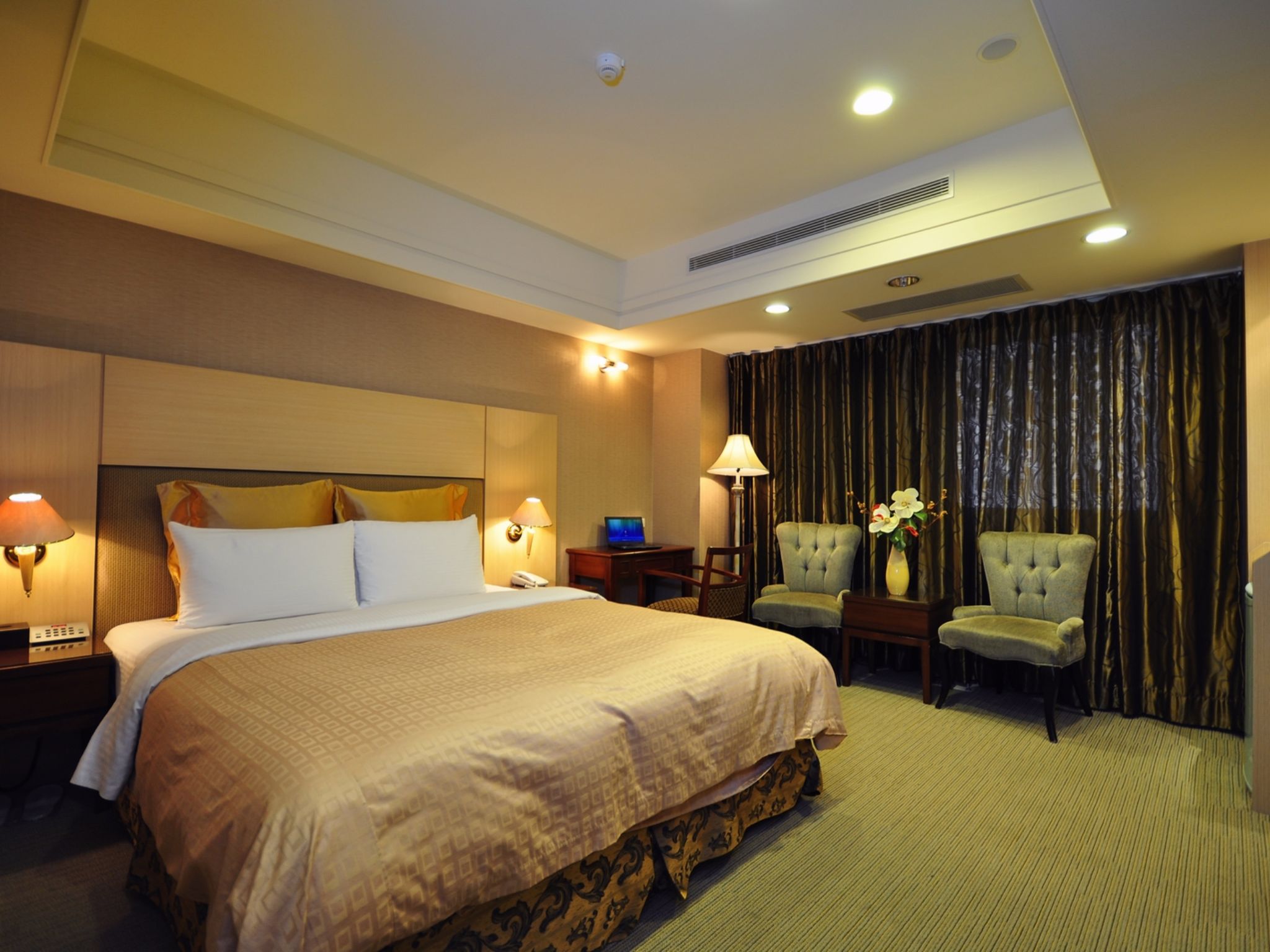 Sunrise Business Hotel - Tamsui