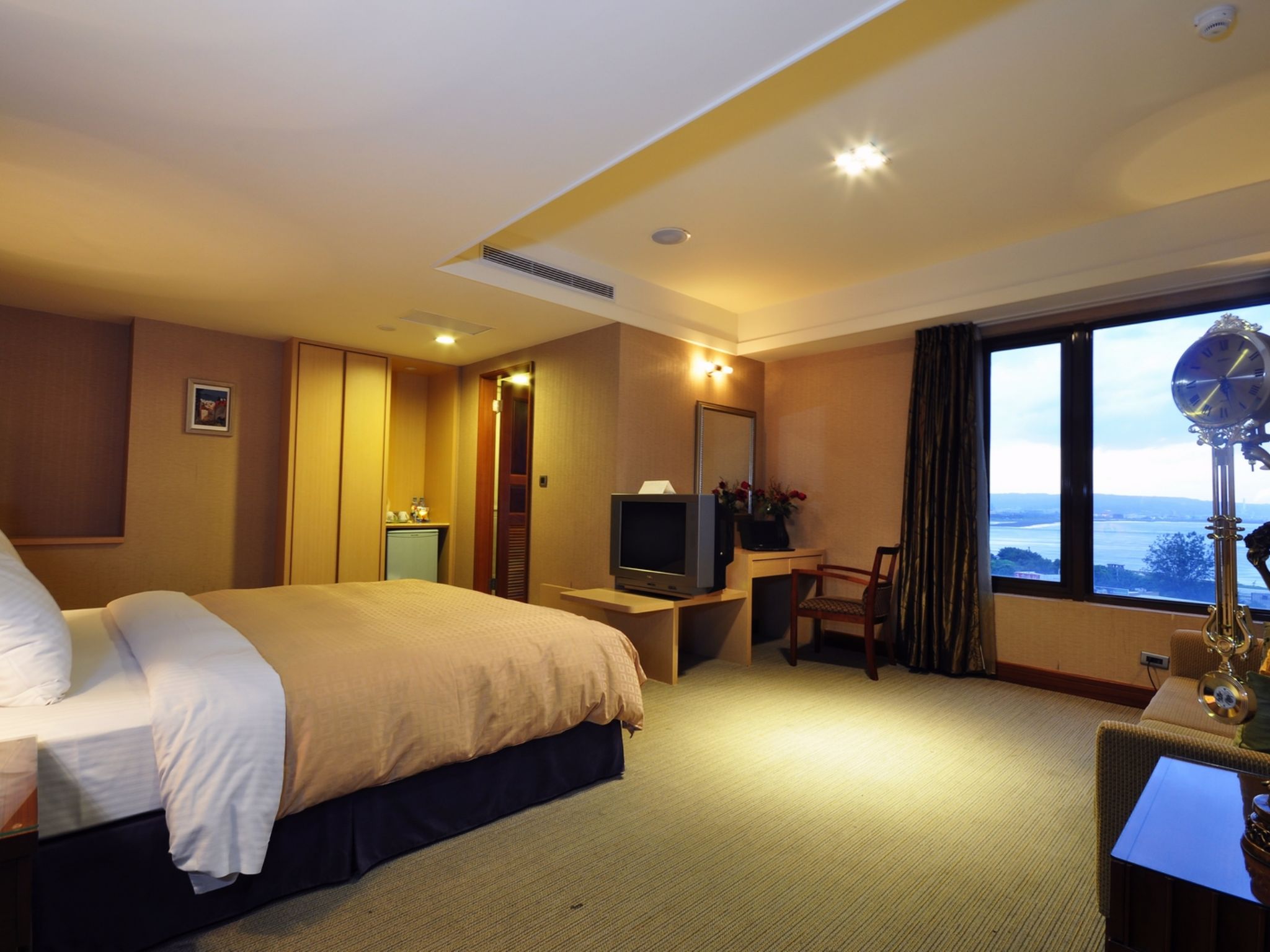 Sunrise Business Hotel - Tamsui