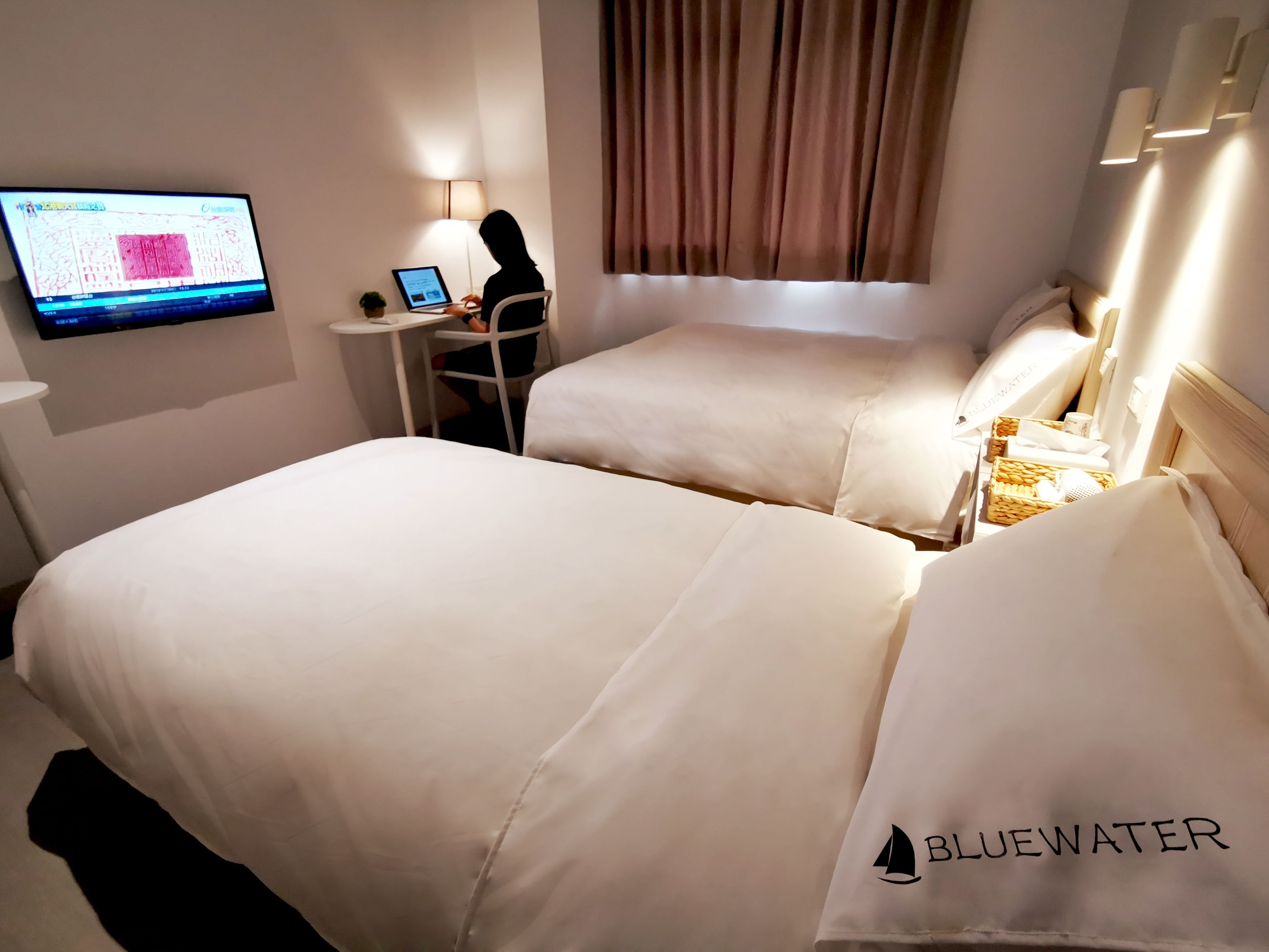 Bluewater Hotel Taoyuan Airport MRT A18 HSR