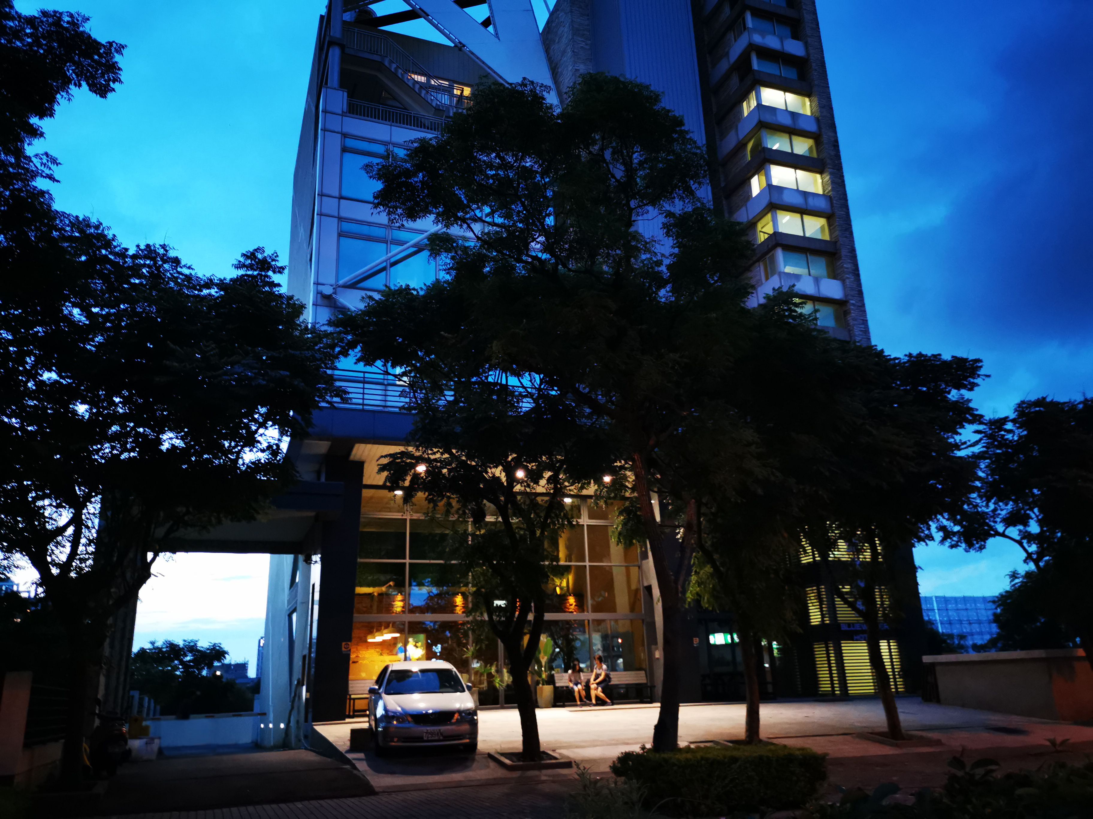 Bluewater Hotel Taoyuan Airport MRT A18 HSR