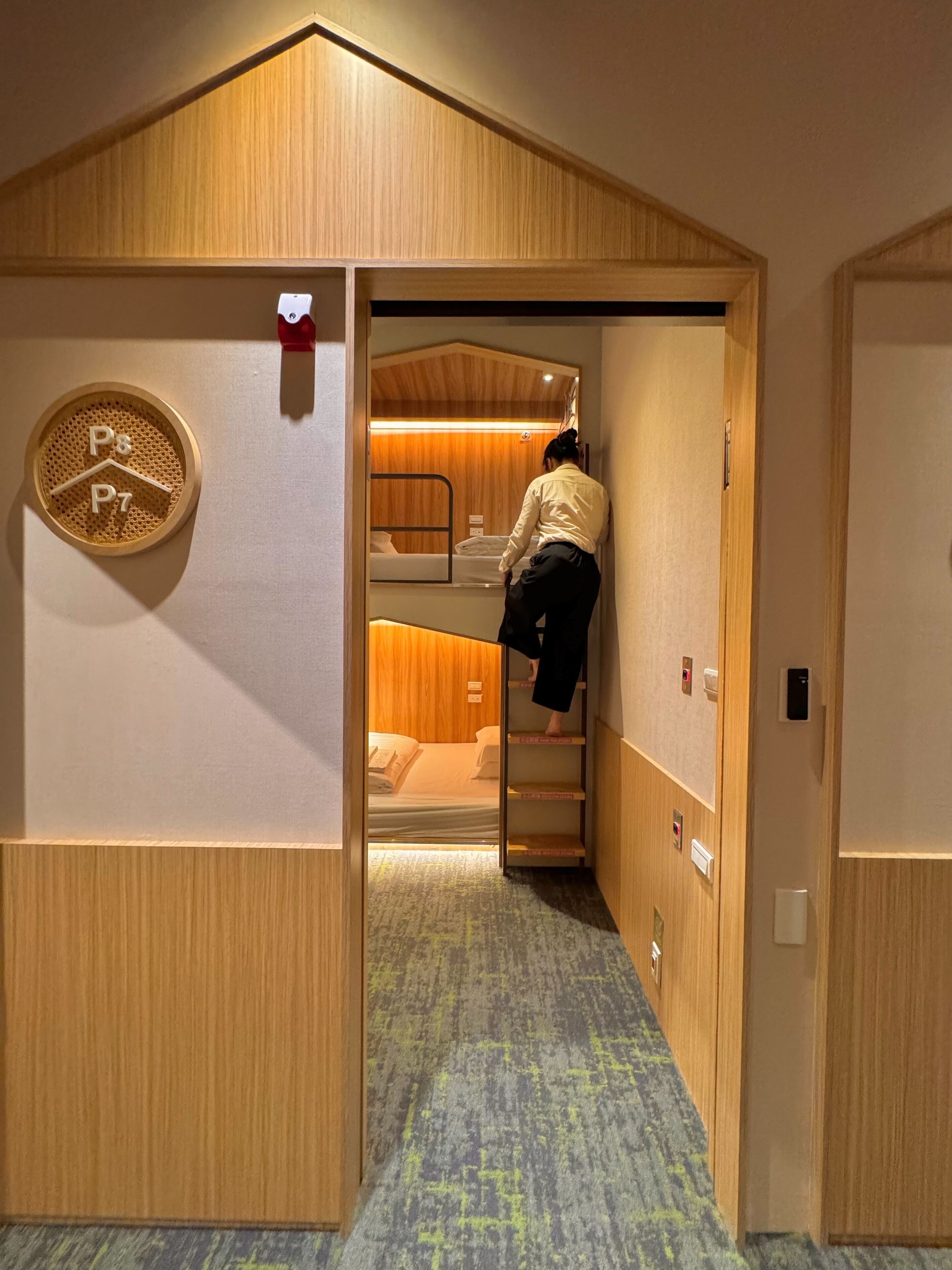 Cho Stay Capsule Hotel-Taoyuan International Airport