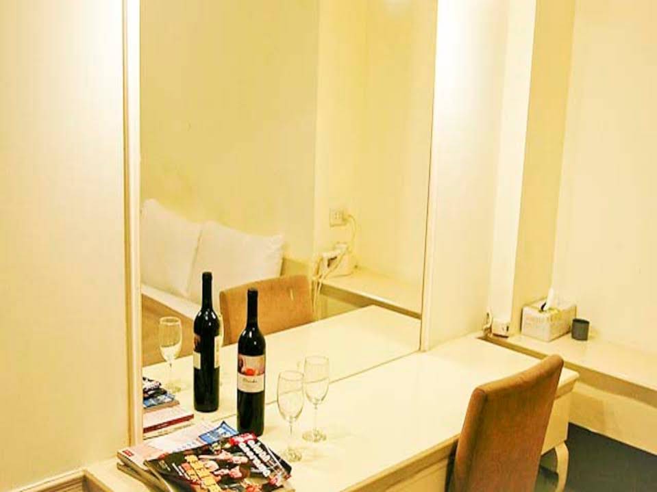 Happy Business Hotel