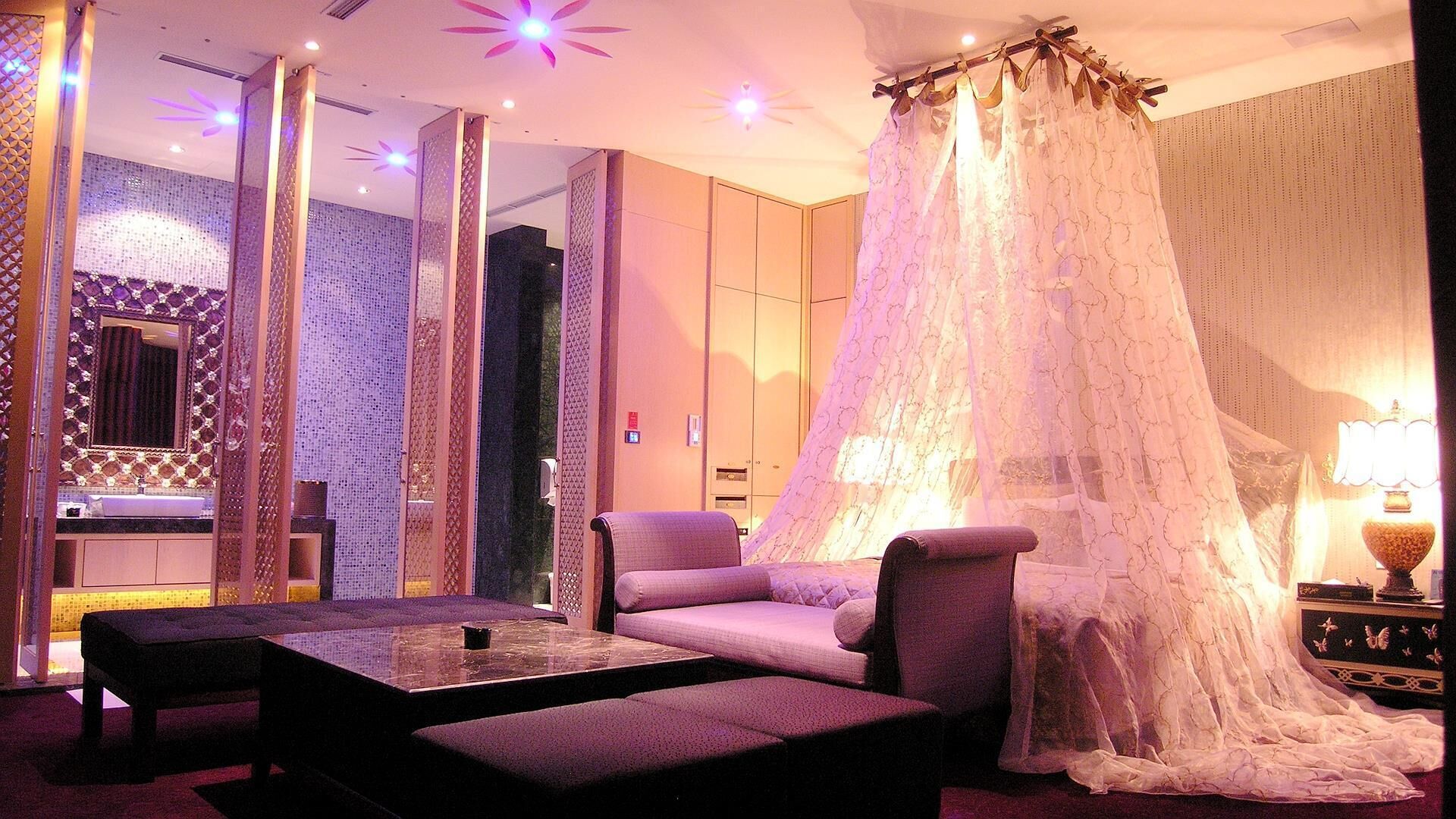 Mos Motel