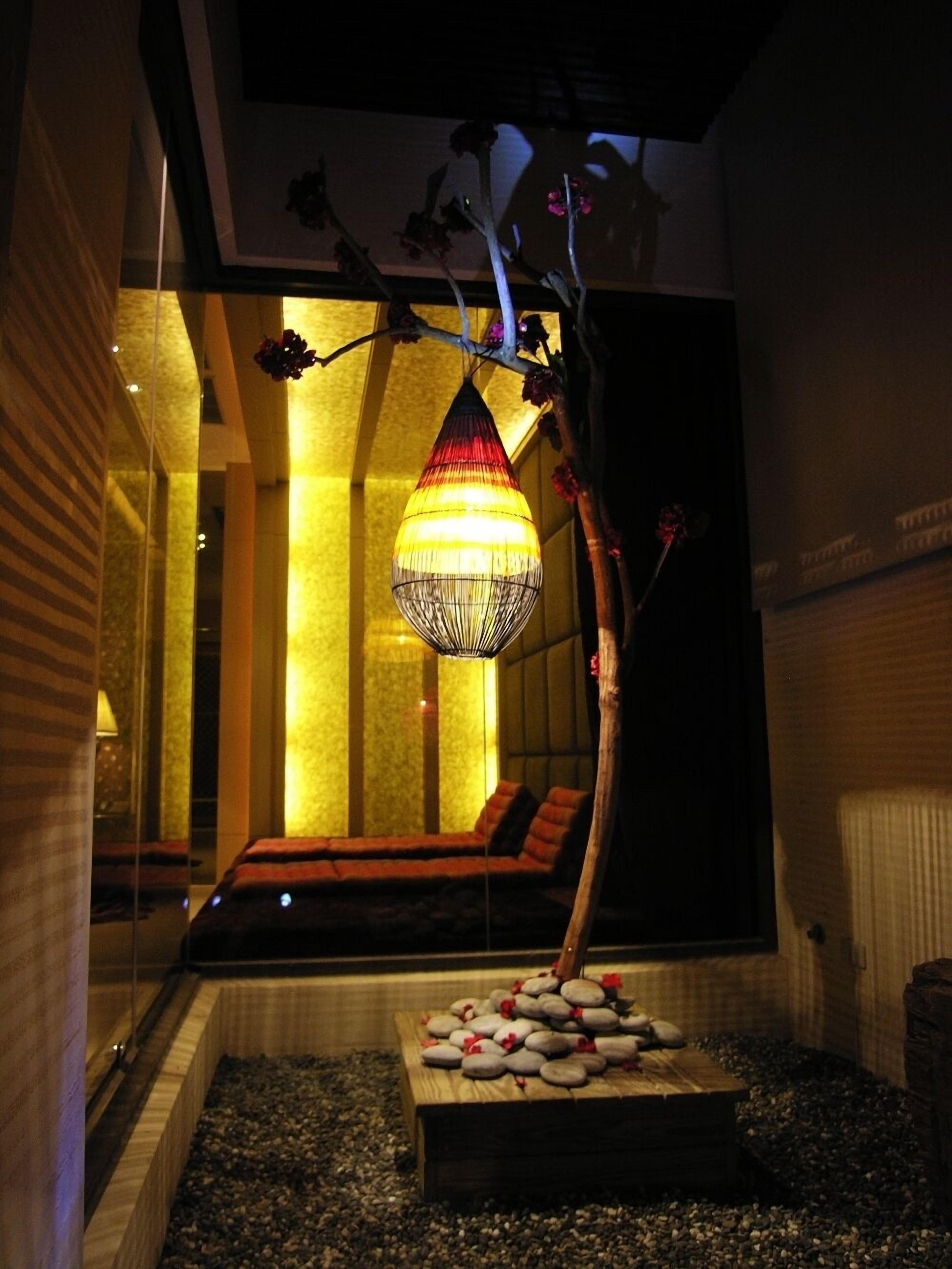 Mos Motel