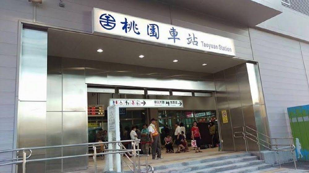 Taoyuan Ours Hostel @ Taoyuan Airport TPE