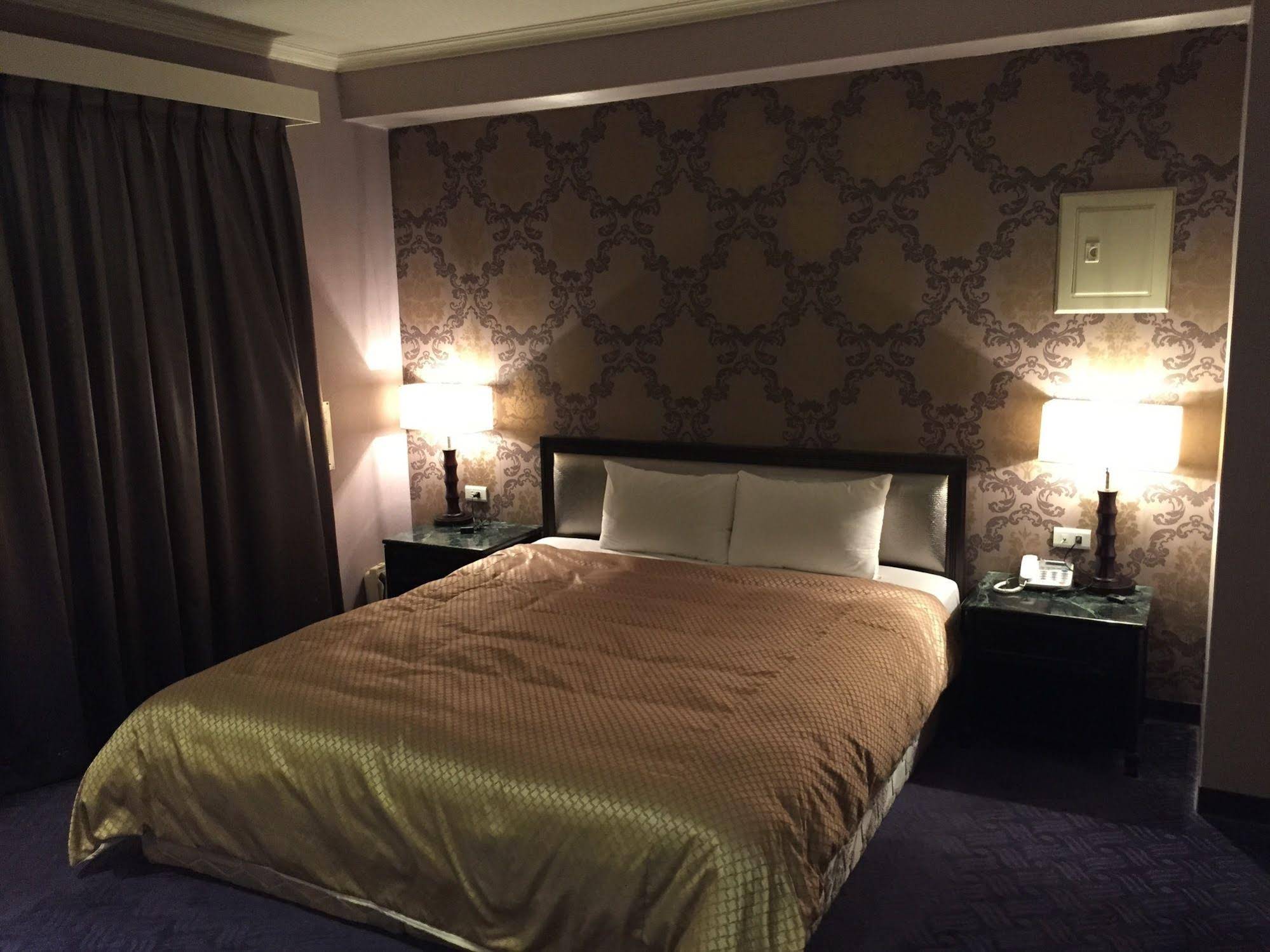 Well Garden Hotel