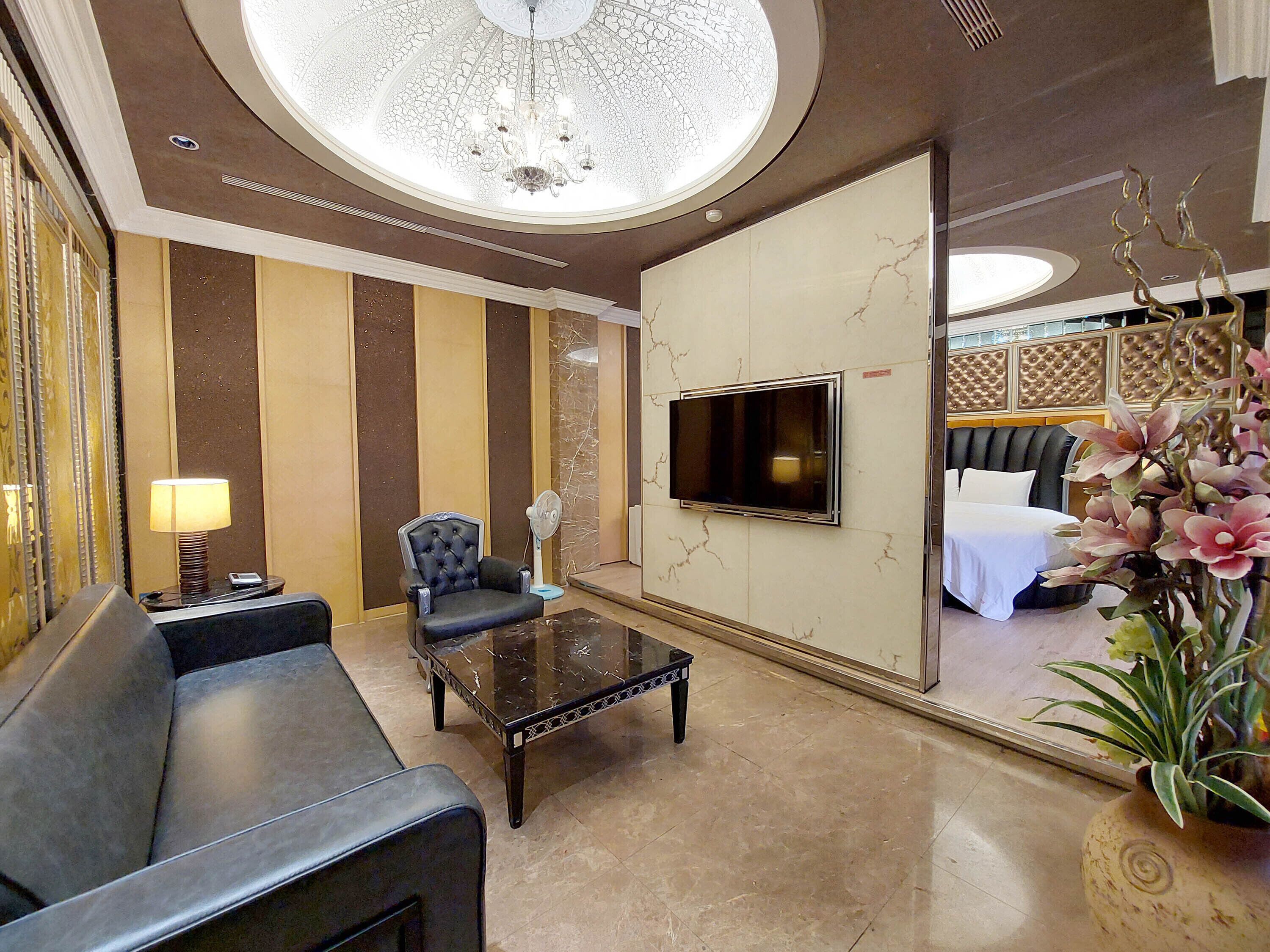 Elysees Motel