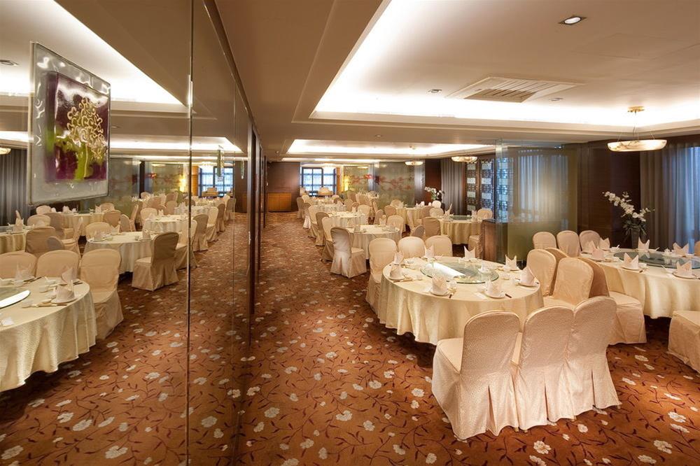 Queena Plaza Hotel Tainan