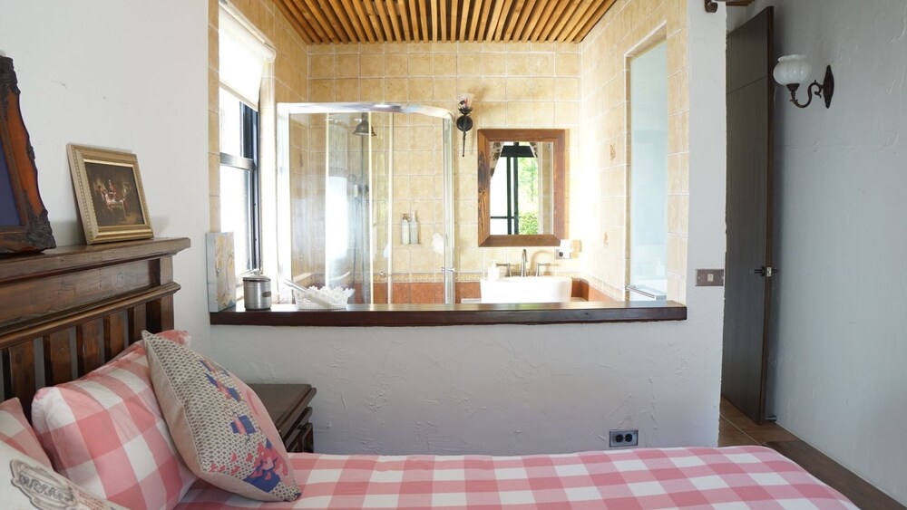 35 A-Li B&B