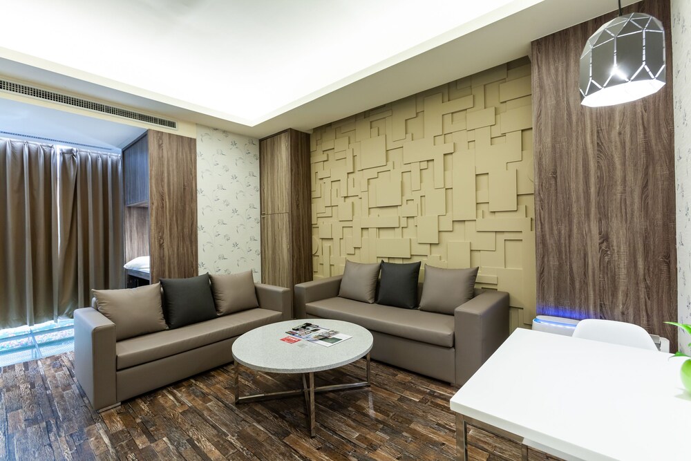 Six Star Motel Zhongli