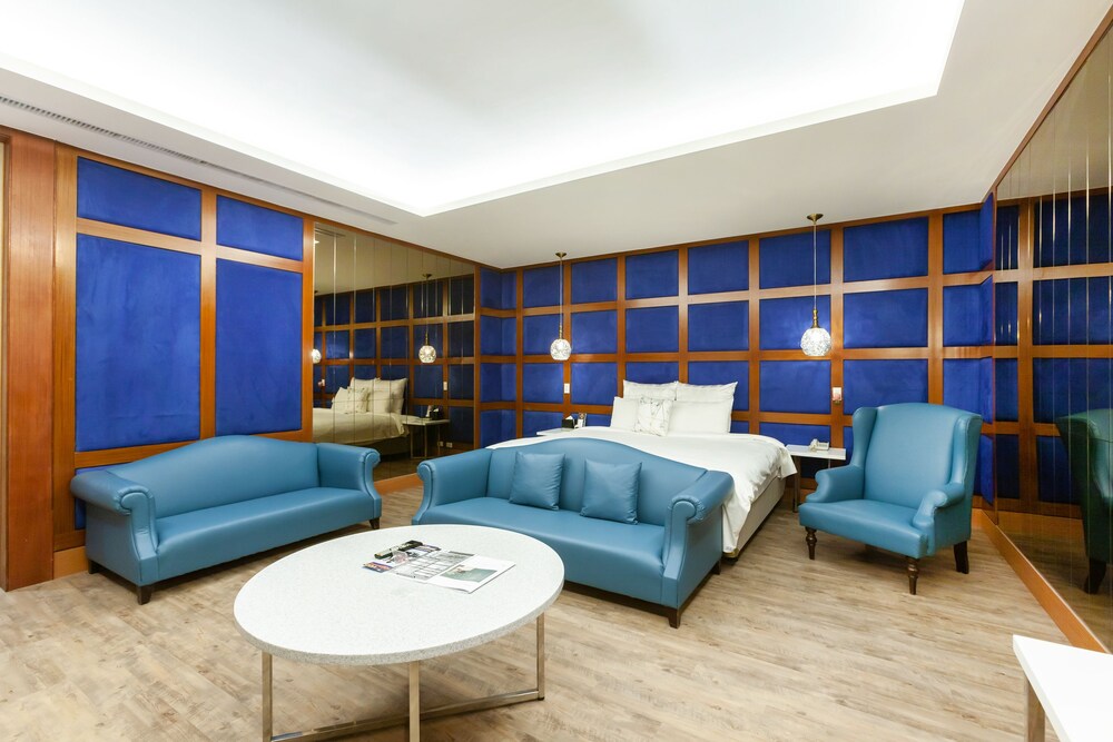 Six Star Motel Zhongli