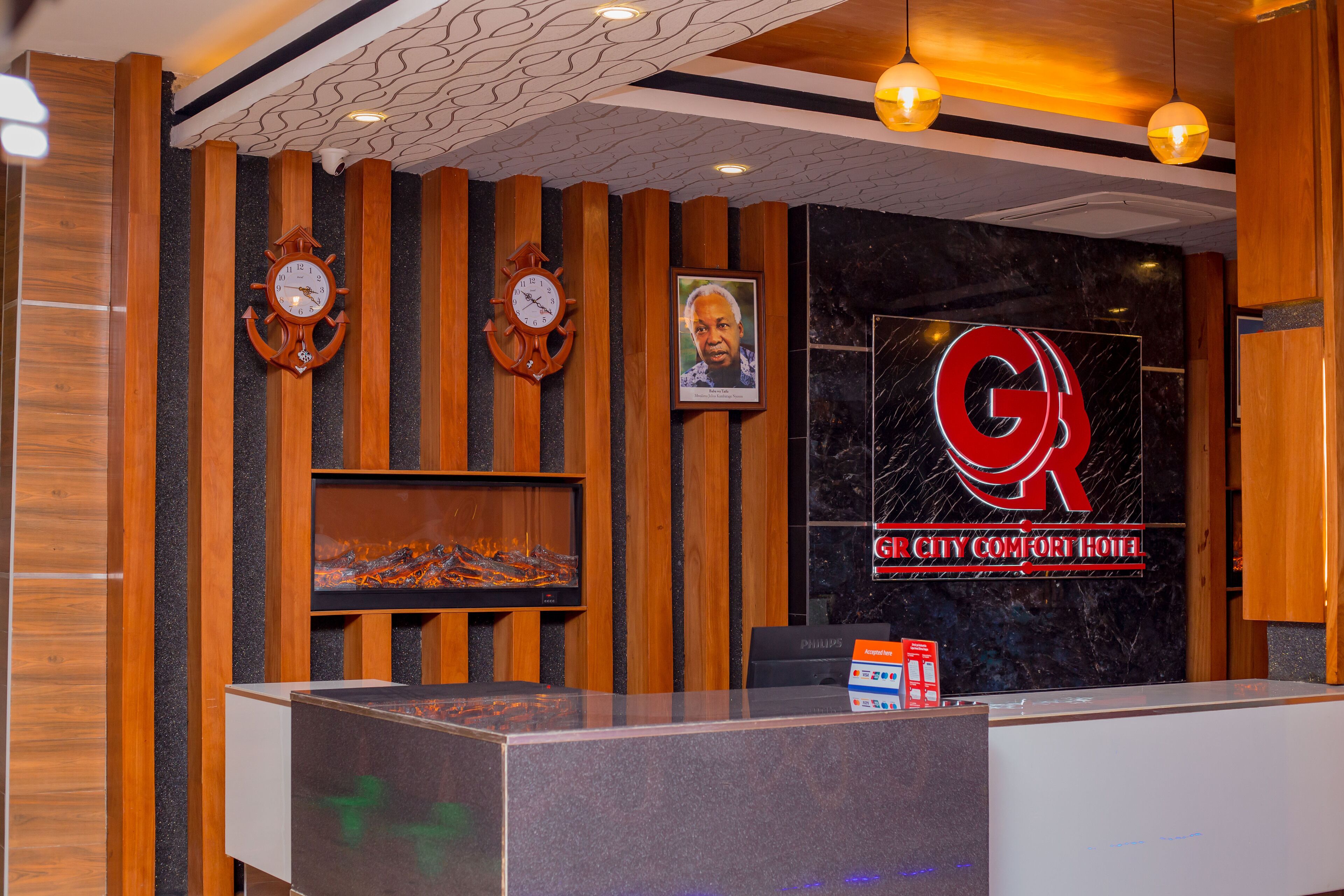 Gr Comfort Hotel