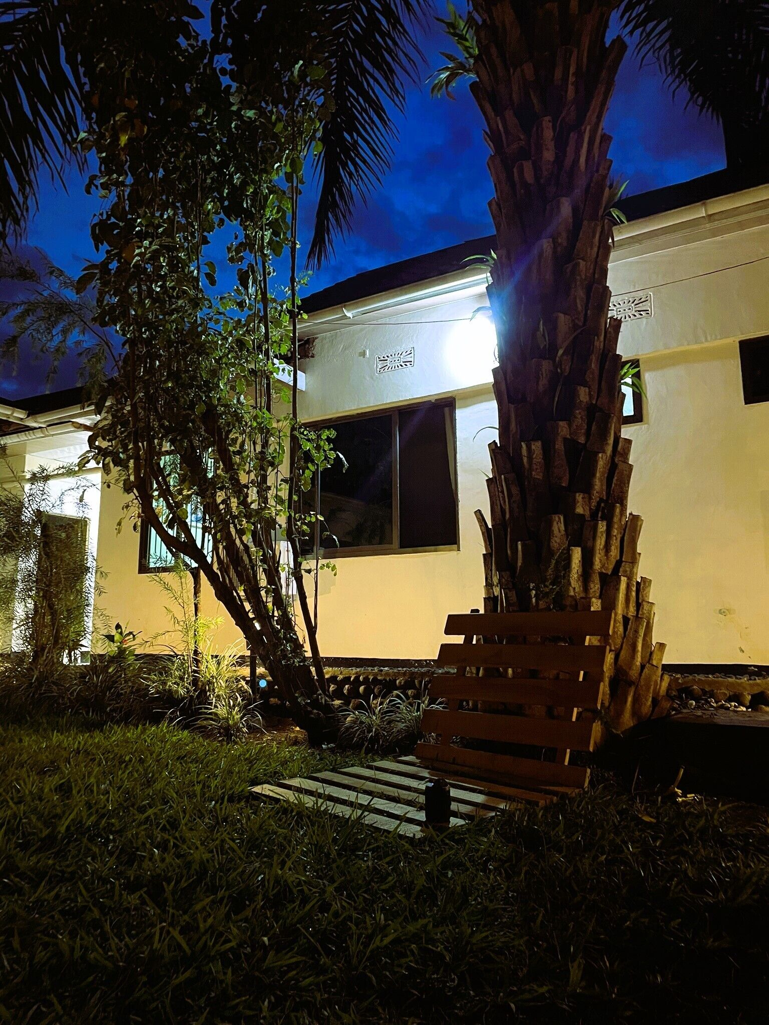 Home Feeling Neneu Lodge