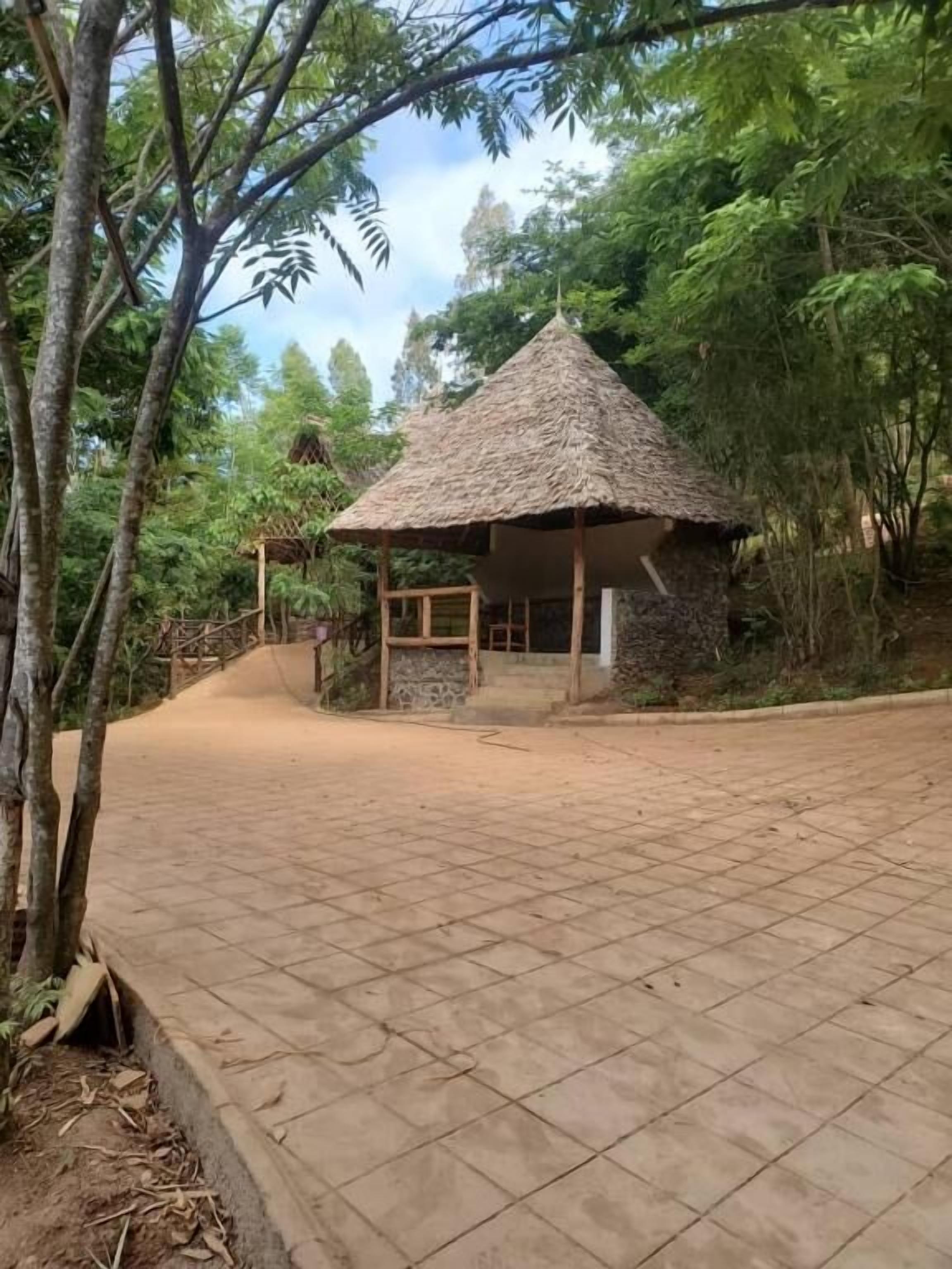 Ngorongoro Economy Lodge