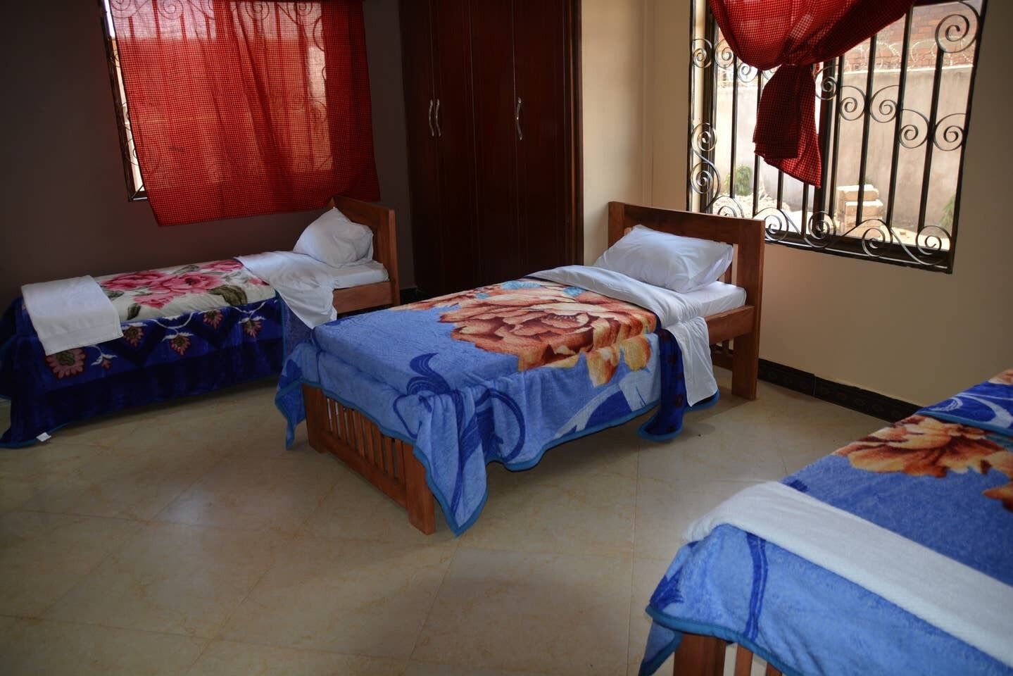 Mtango House Sakina - Hostel