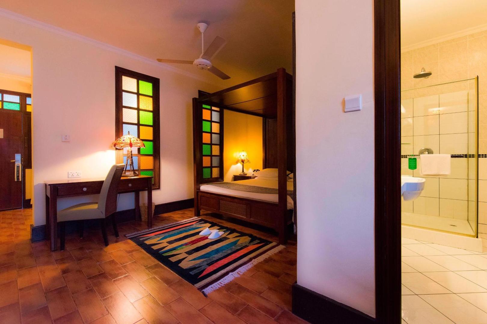 Protea Hotel Dar es Salaam Courtyard