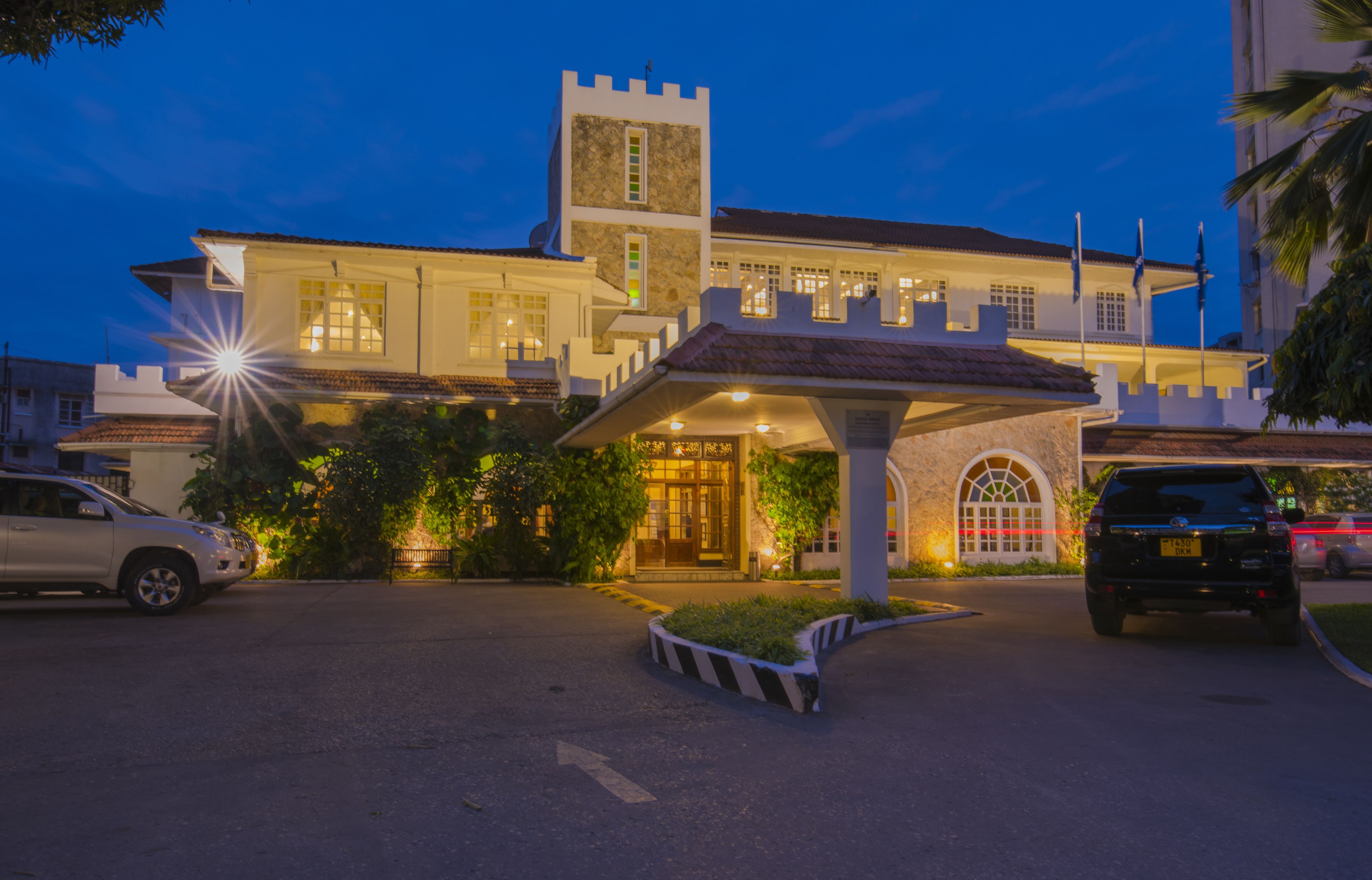 Protea Hotel Dar es Salaam Courtyard