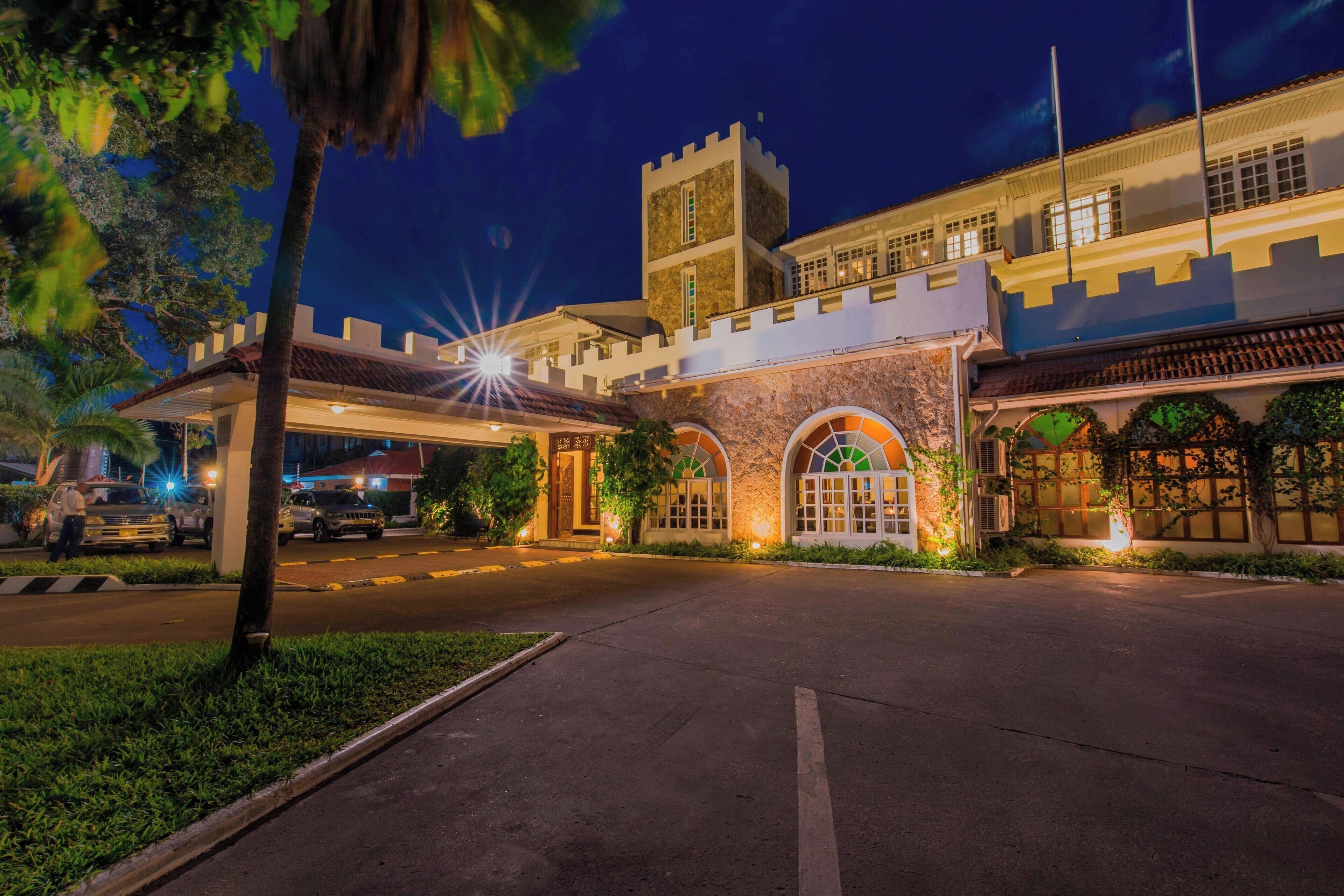 Protea Hotel Dar es Salaam Courtyard