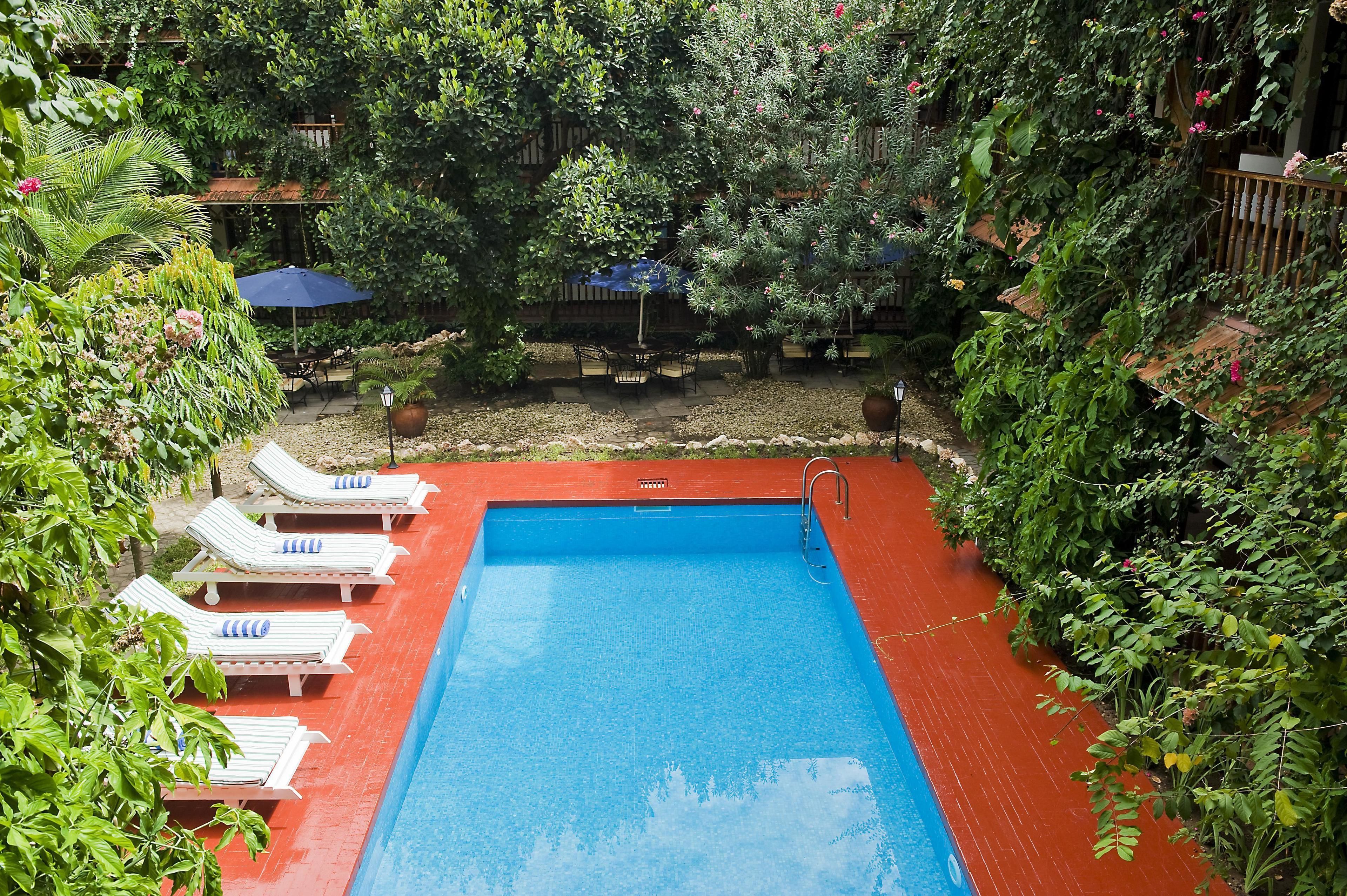 Protea Hotel Dar es Salaam Courtyard