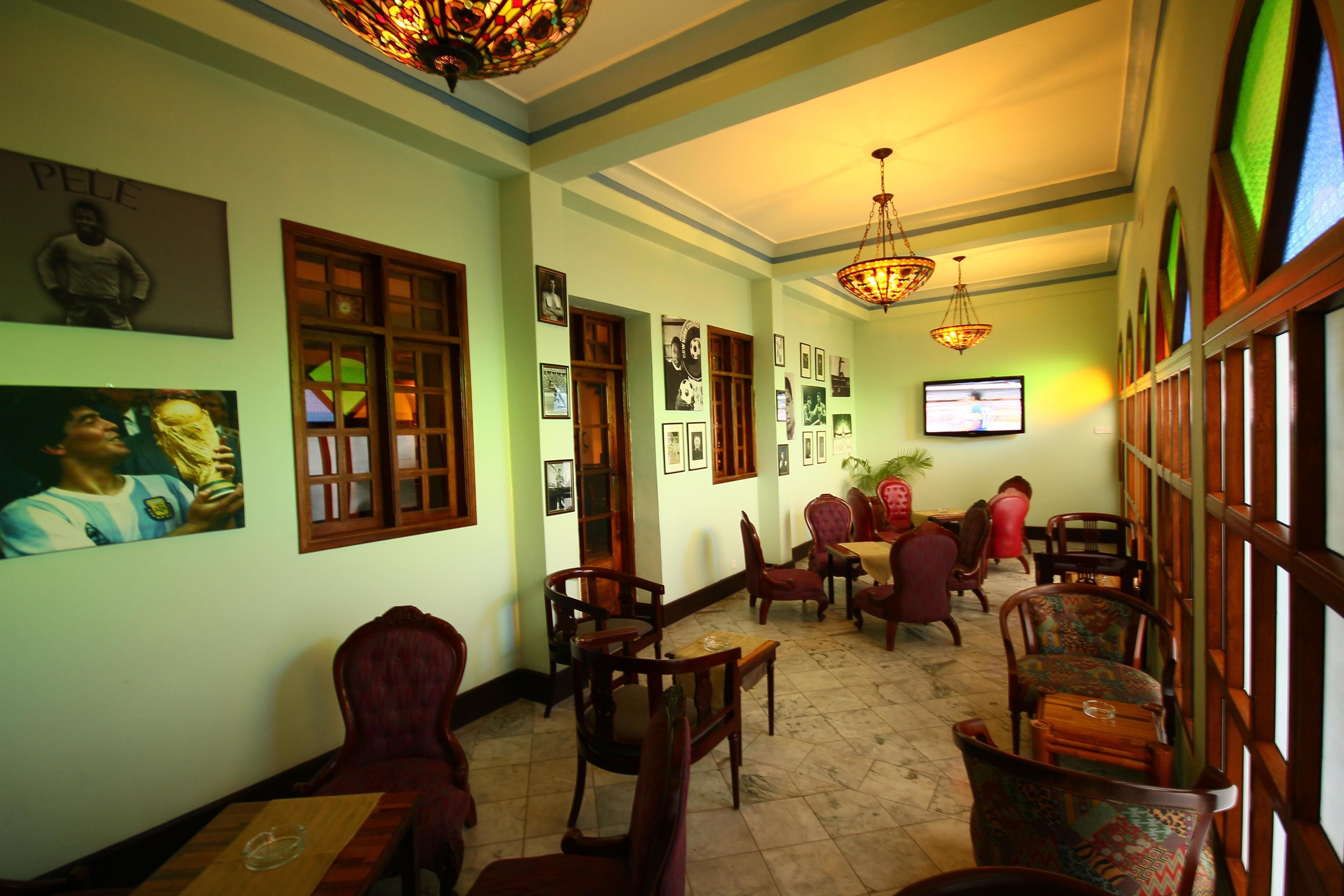 Protea Hotel Dar es Salaam Courtyard