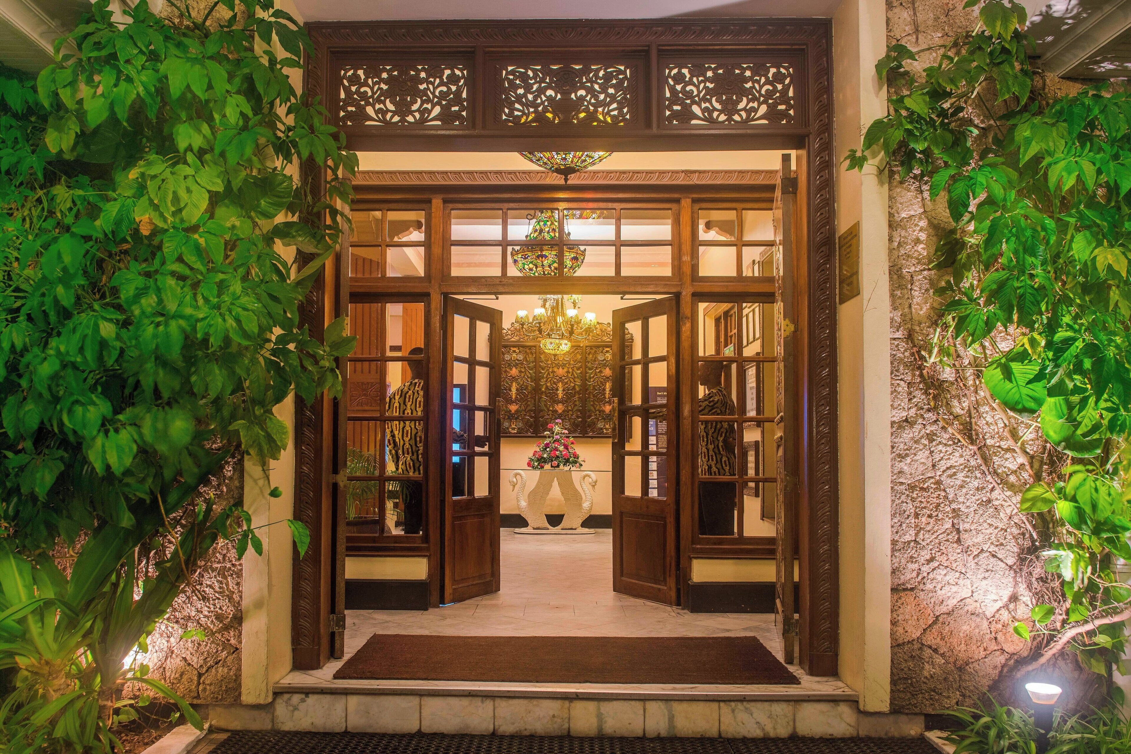 Protea Hotel Dar es Salaam Courtyard