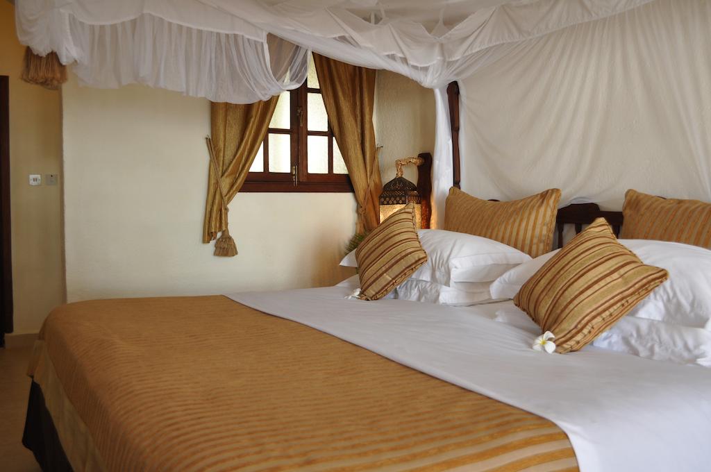 Breezes Beach Club & Spa