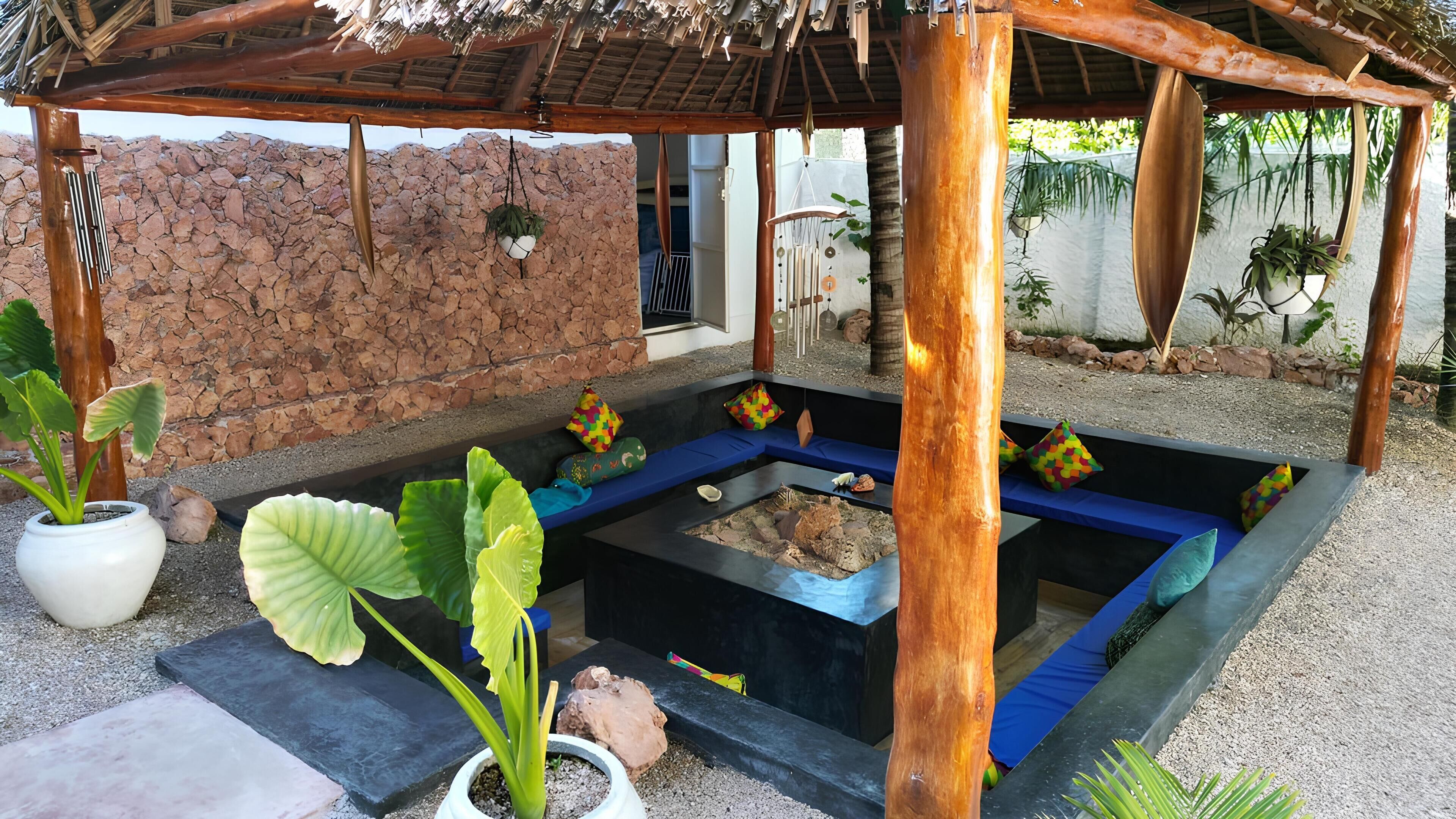 Little Pompeii Boutique Hotel