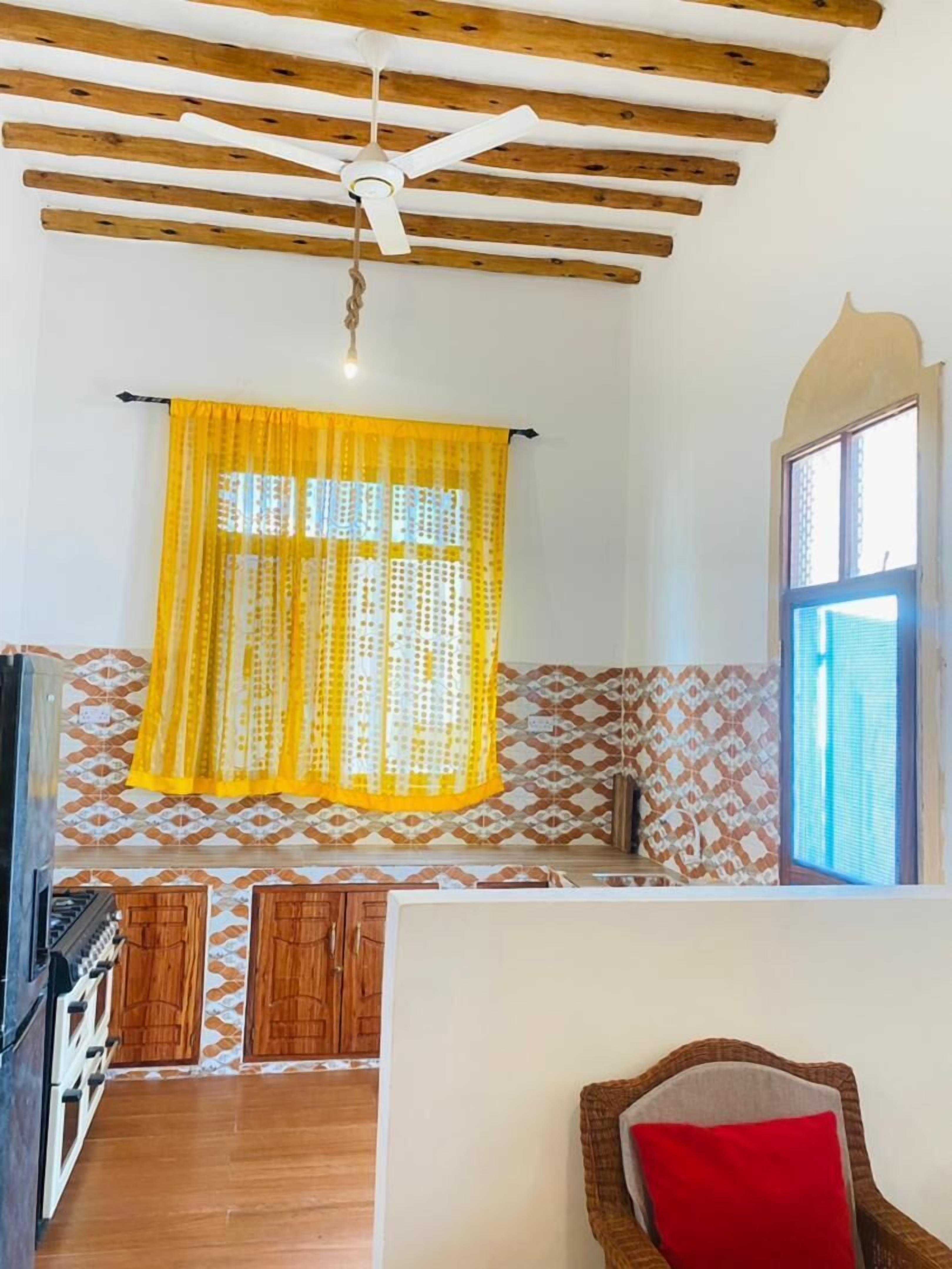 Safari House 2